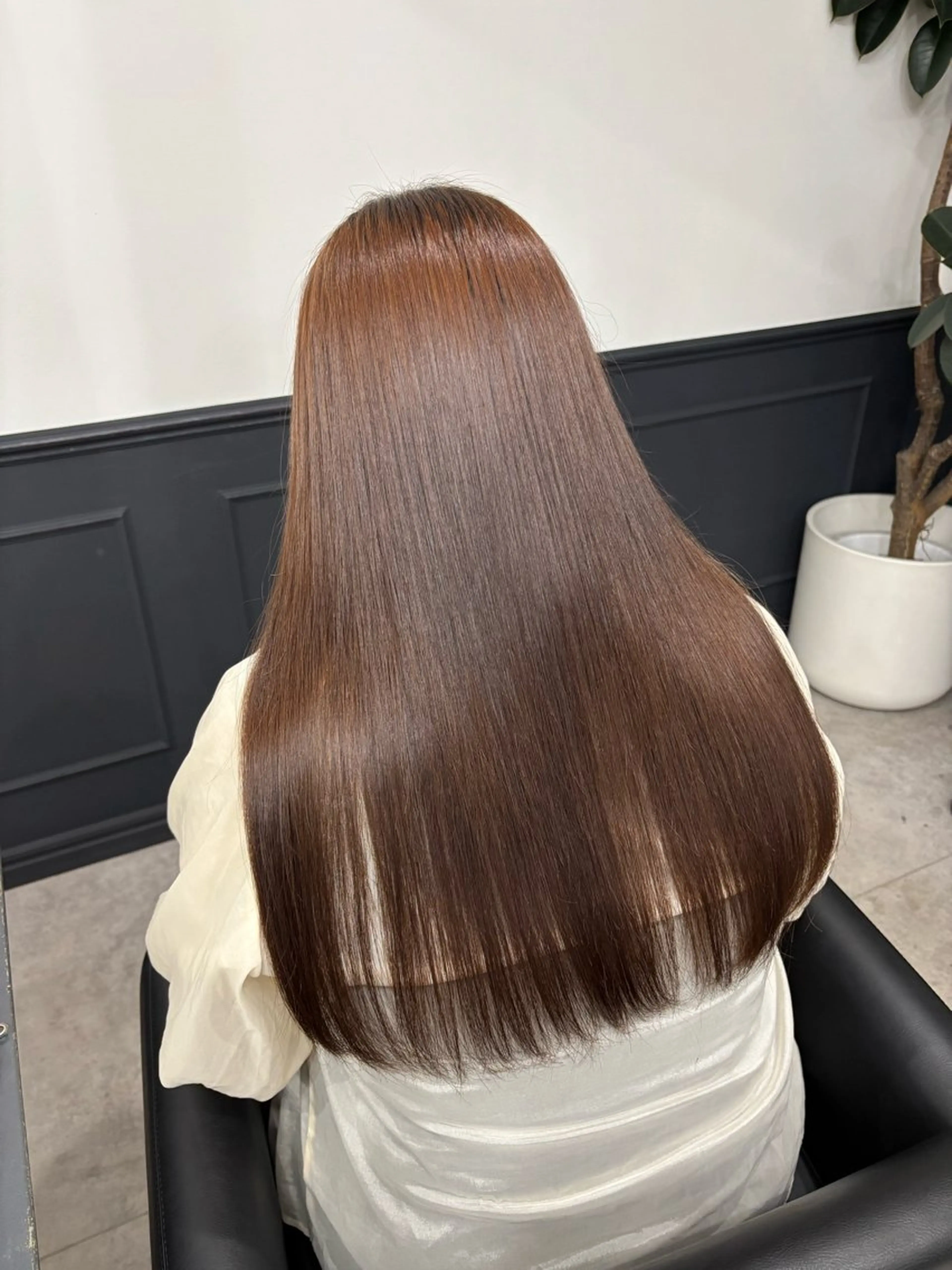 ロング Log所属・長谷川 さくらのヘアスタイル