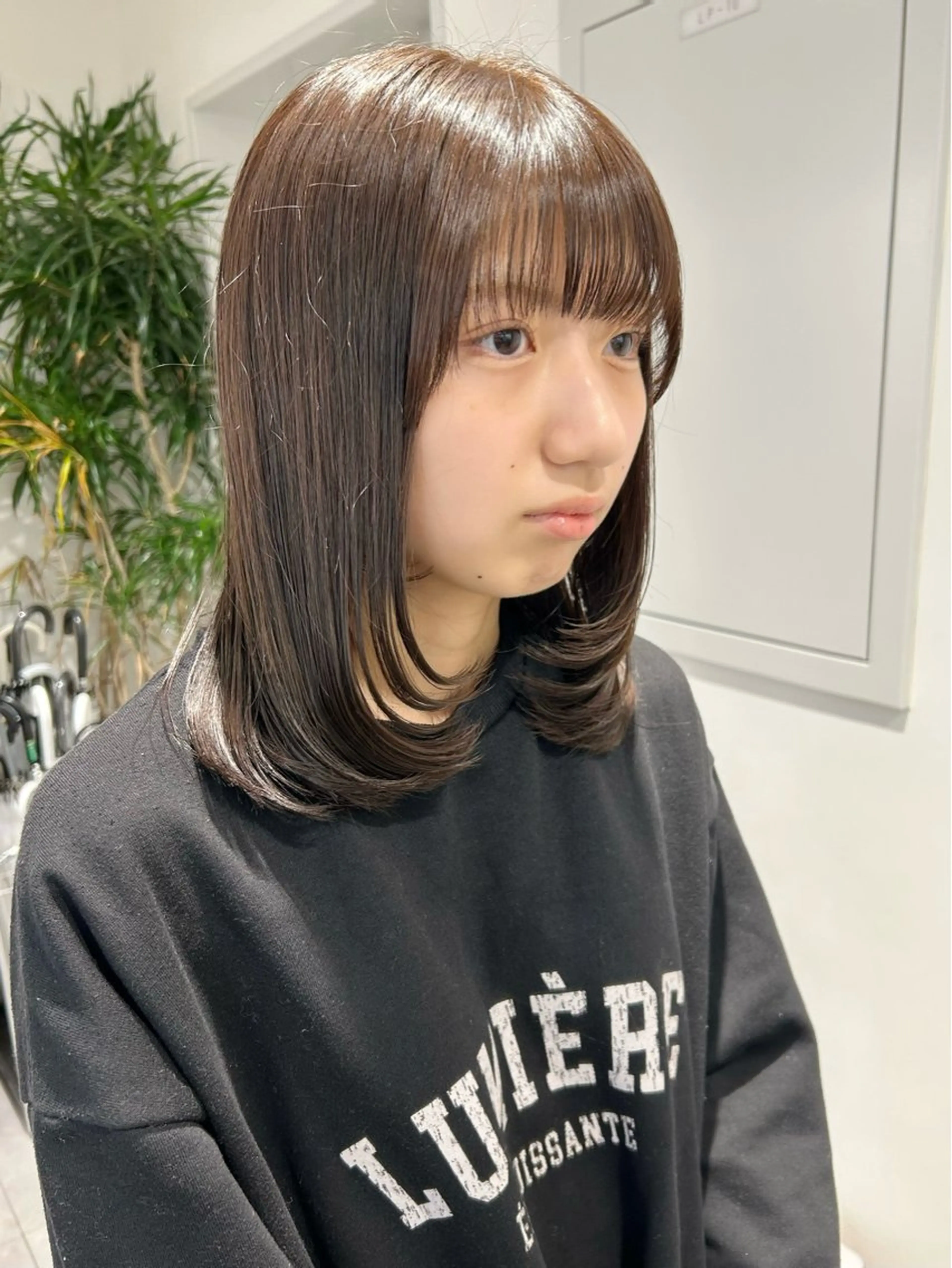 ミディアム カラー レイヤーカット カット ヘアカラー 池袋レイヤーカット/ 顔まわりtaigaのヘアスタイル