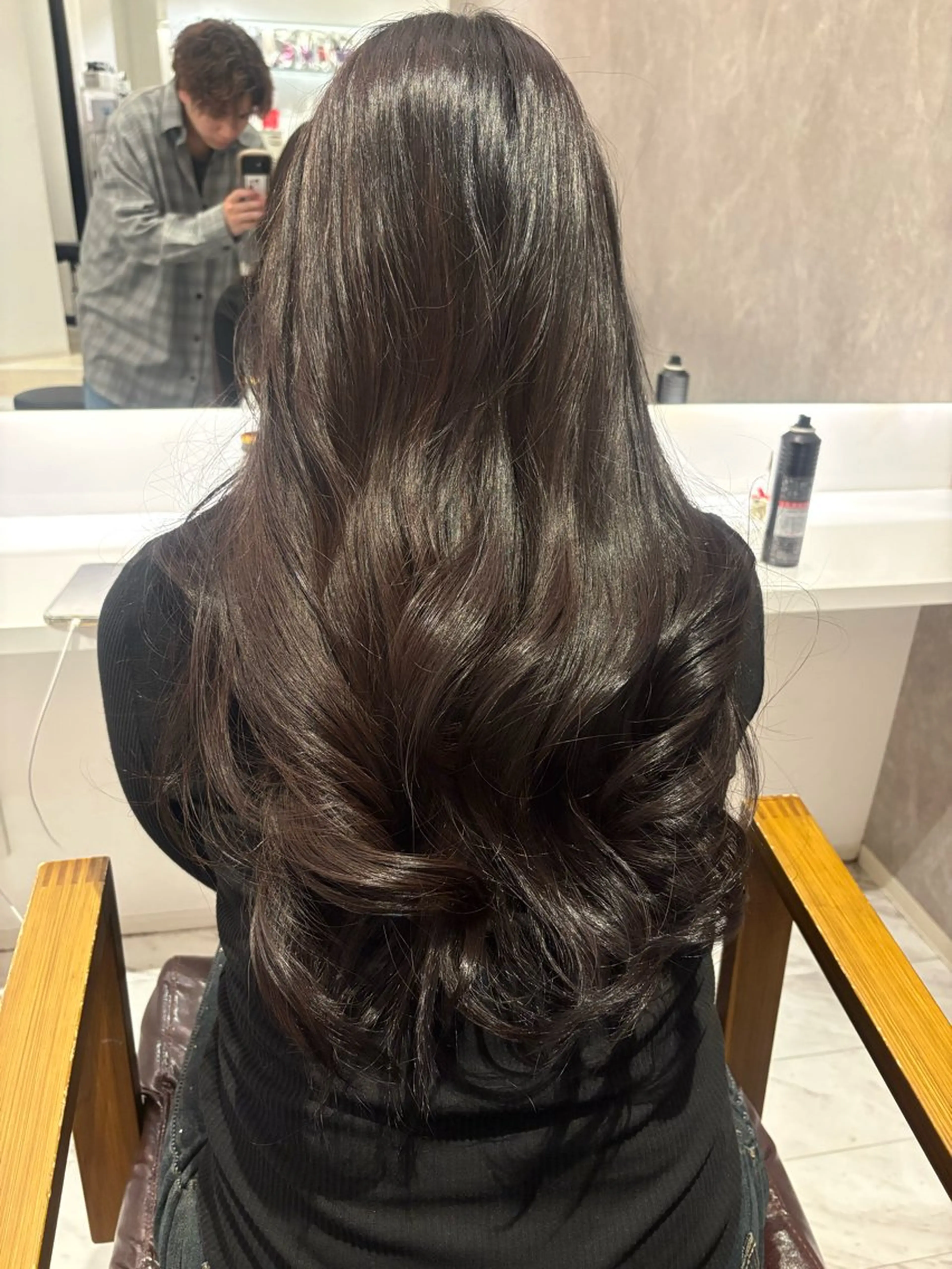 ロング カラー ヘアアレンジ ブラウンカラー チョコレートブラウン ヘアカラー トリートメント 山田 快晴のヘアスタイル