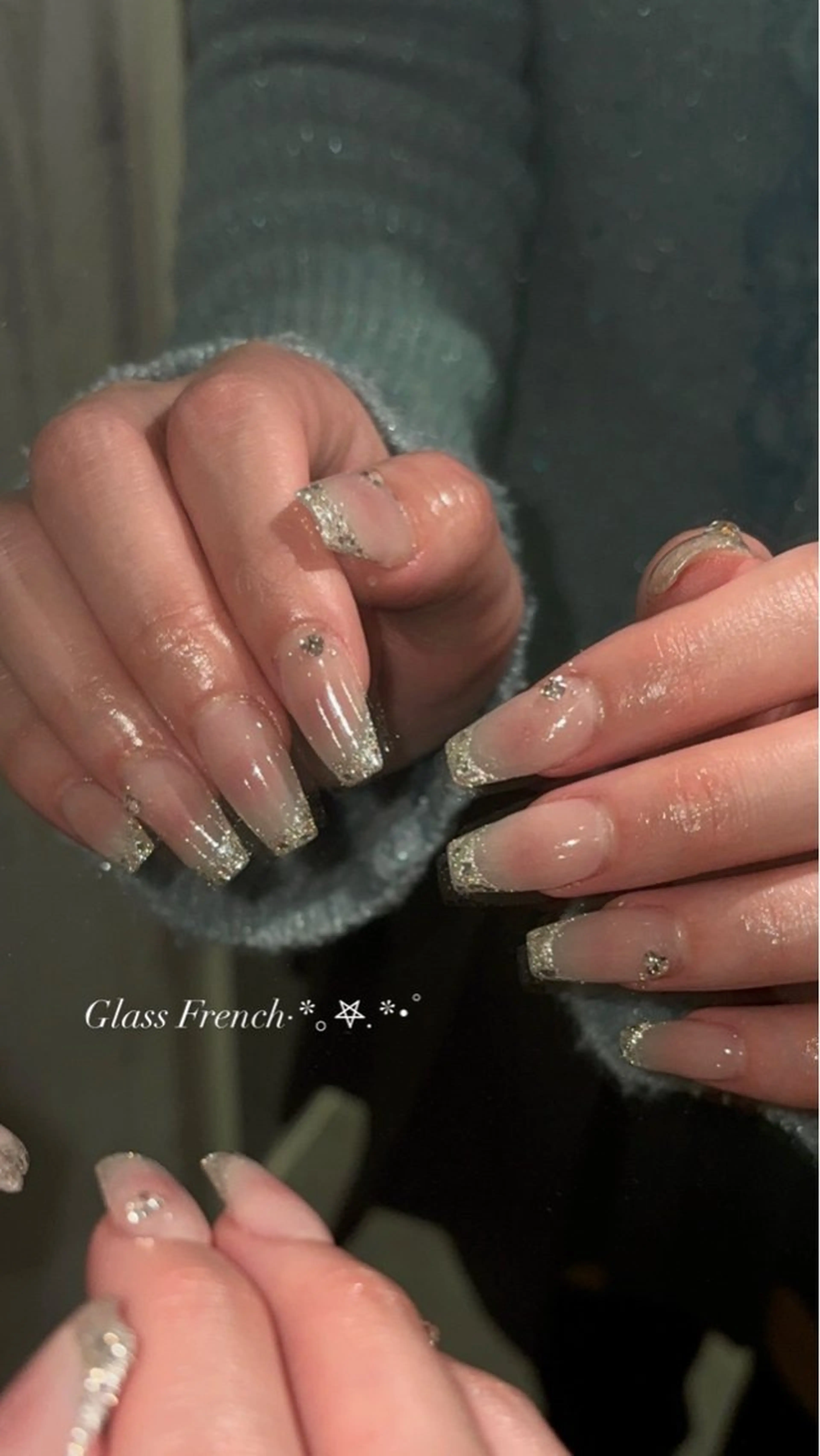 ネイル フレンチネイル ガラスフレンチ キラキラネイル ハンドネイル peTiT chikaのネイルデザイン