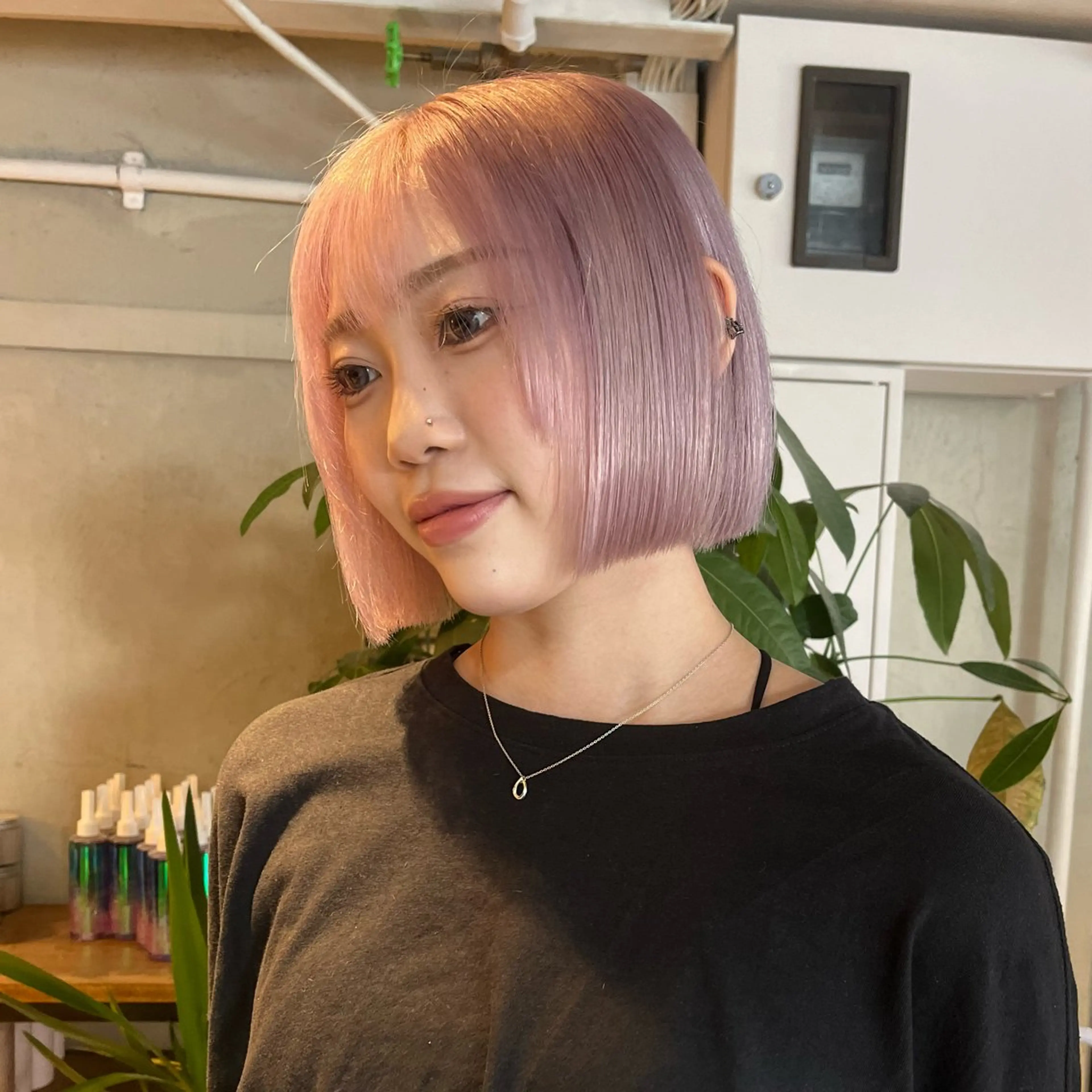 ショート カラー ヘアアレンジ ボブハイトーン🦖 デザインMAMIのヘアスタイル