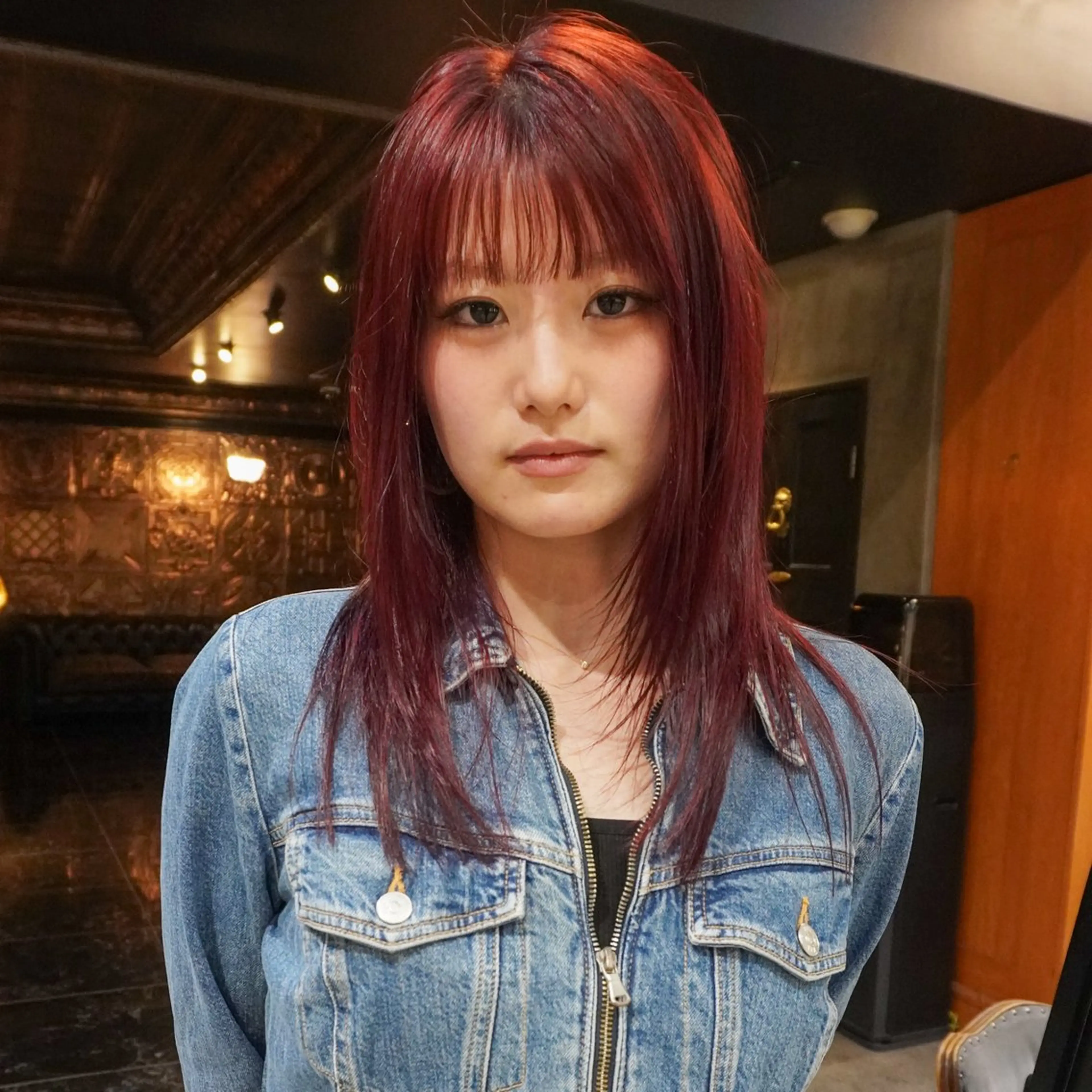 ミディアム カラー ブリーチ レイヤーカット カット ヘアカラー トリートメント ◽️モードヘア◽️ SHOUTOのヘアスタイル