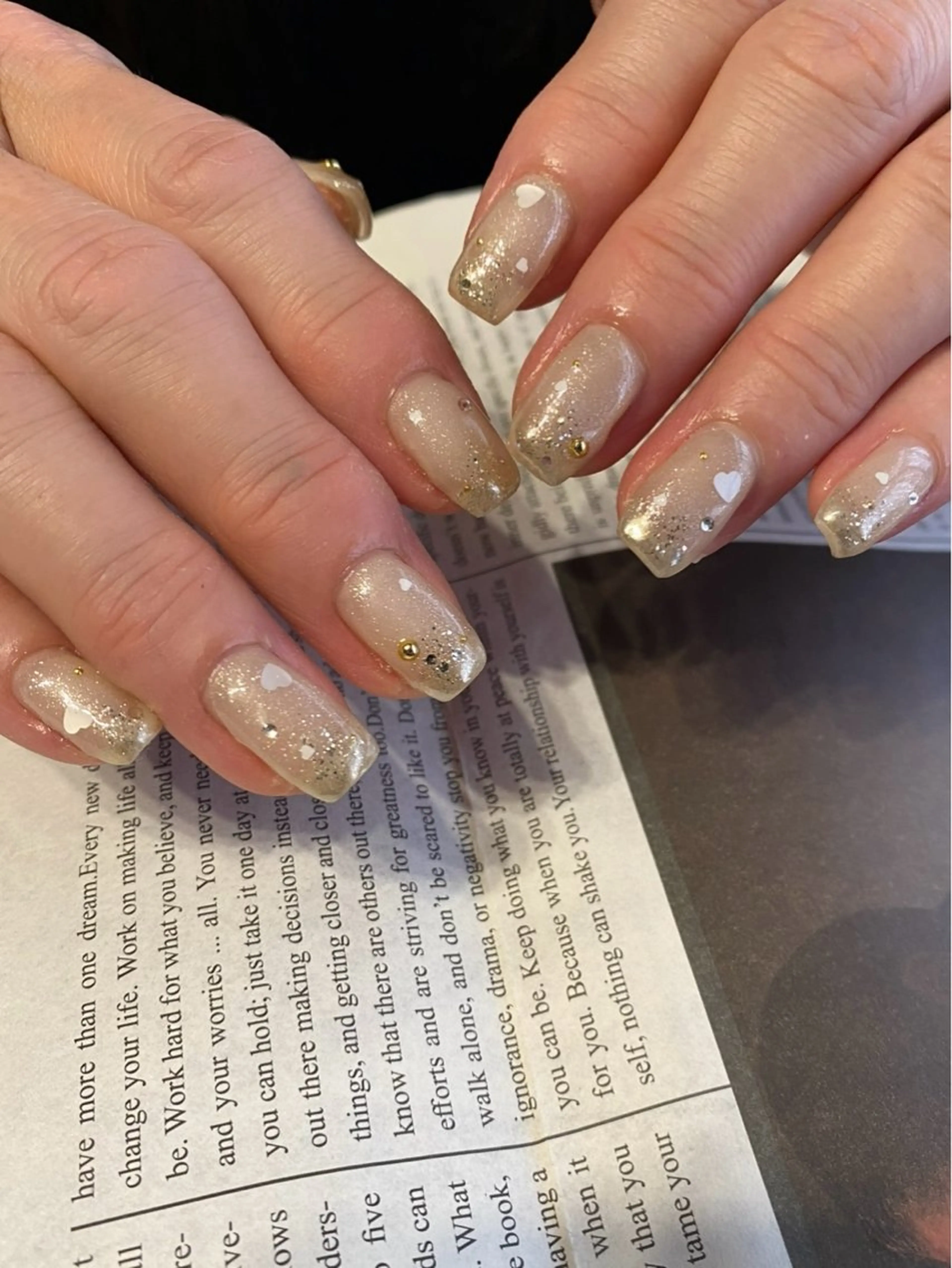 ネイル ハート ホログラムネイル マグネットネイル ミラーネイル ハンドネイル ハンドケア nail salon maniのネイルデザイン