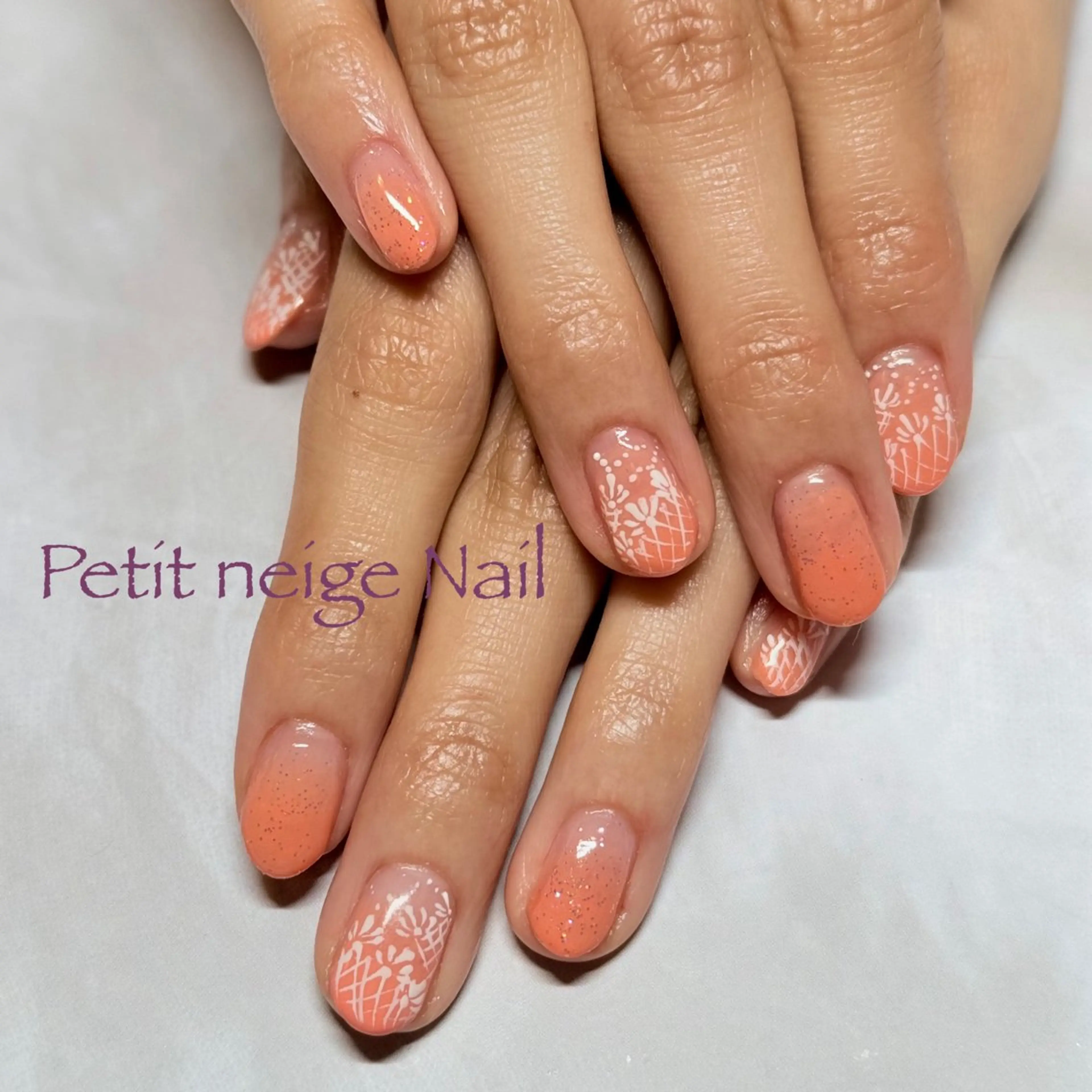 ネイル アートネイル グラデーション ラメ(グリッター) 山賀 小雪のネイルデザイン