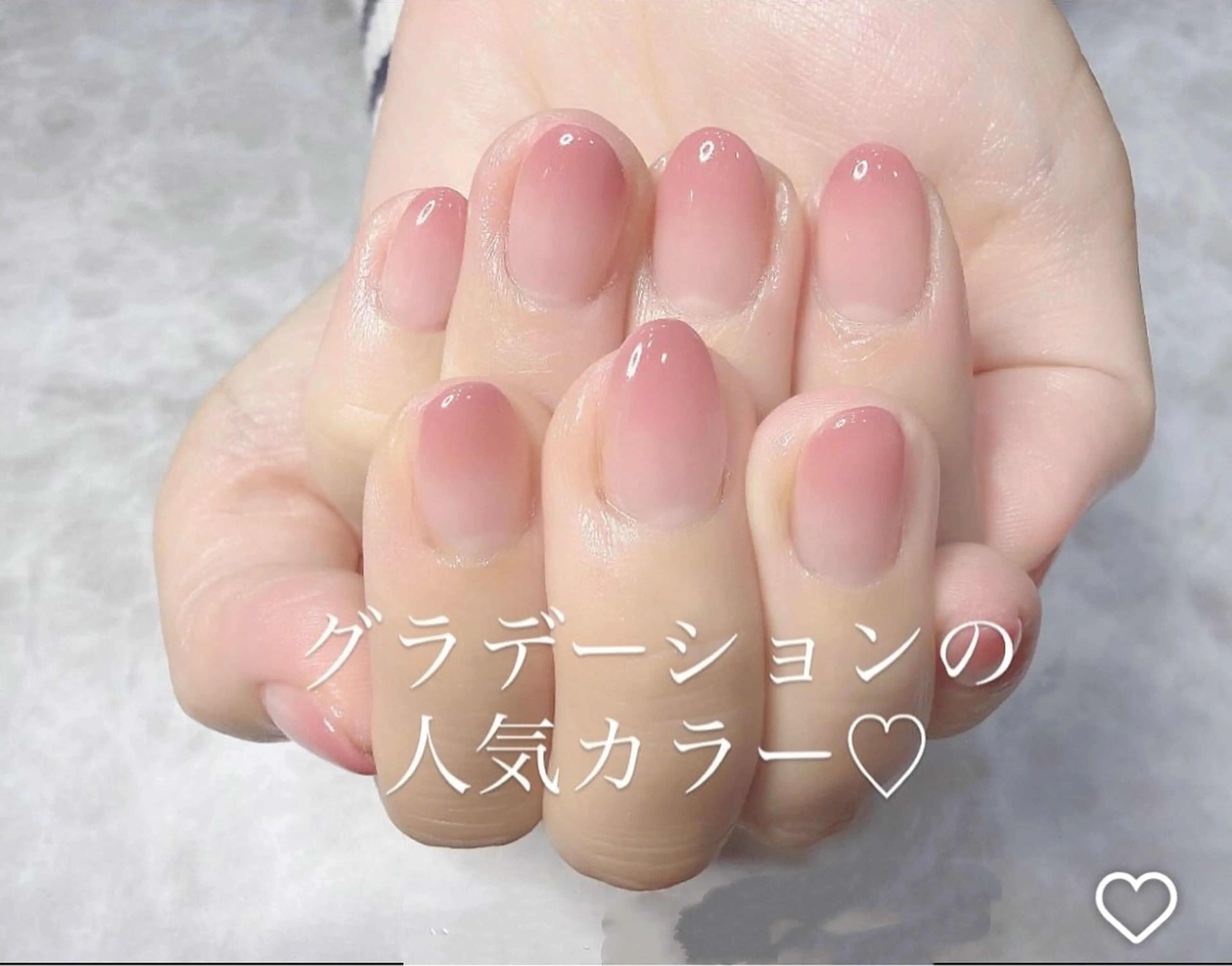 Blue Reef 新宿店所属・R nail アミのネイルデザイン