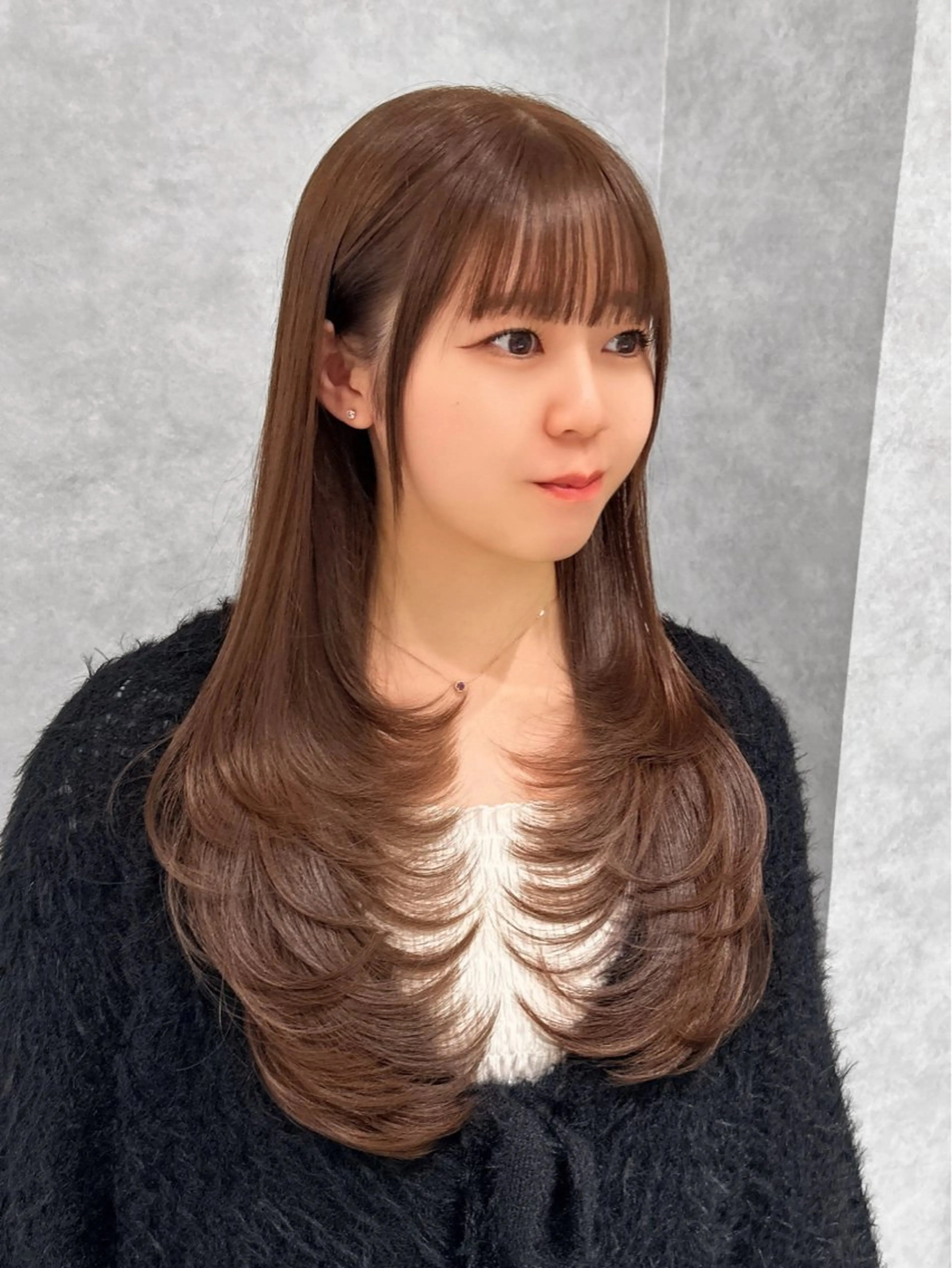 ロング カラー ベージュカラー レイヤーカット カット ヘアカラー 🥇KEN /レイヤー/艶カラーのヘアスタイル