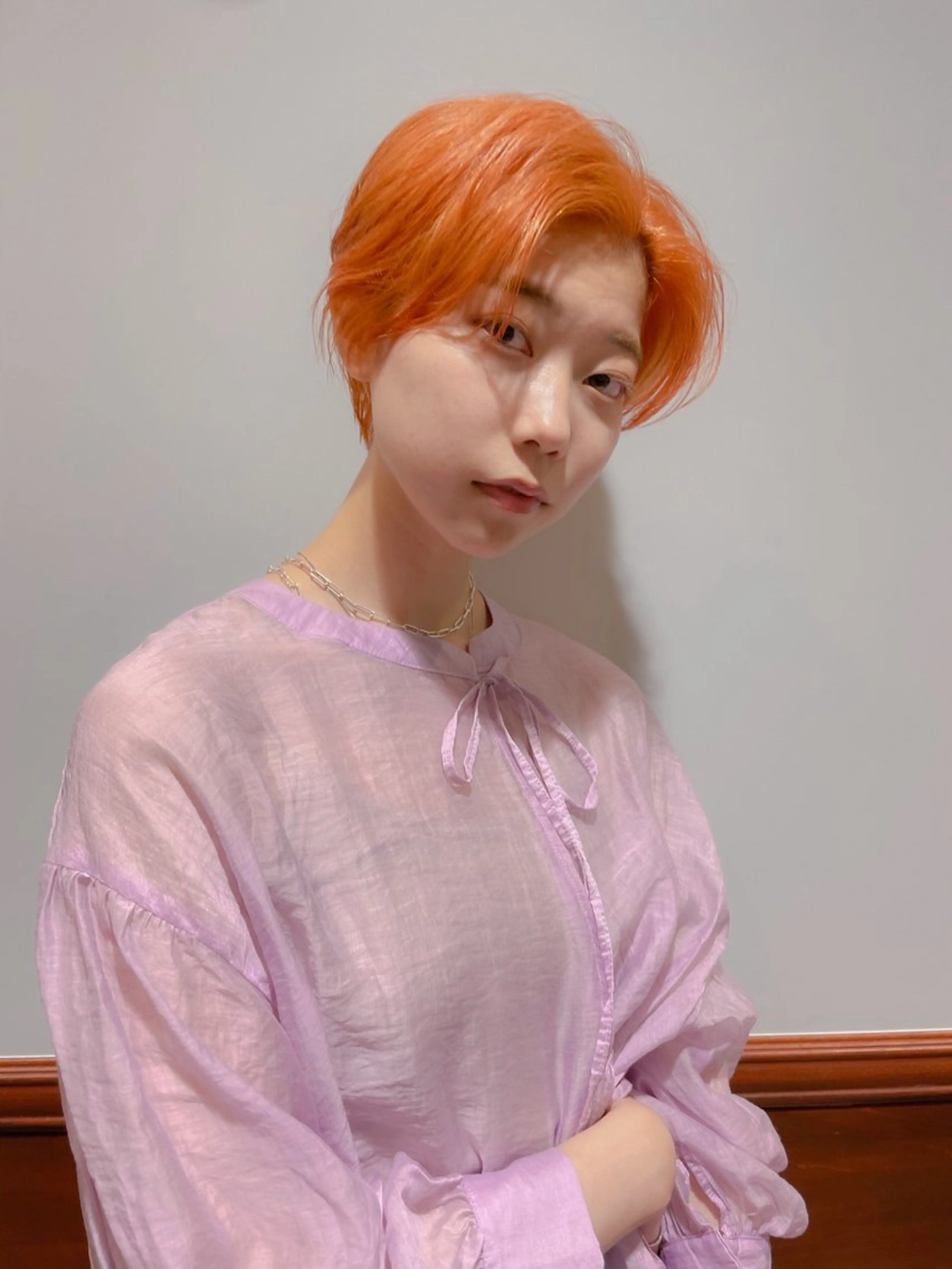 ショート カラー カット ヘアカラー トリートメント ☘️折戸結菜☘️ ハイトーンカラーのヘアスタイル