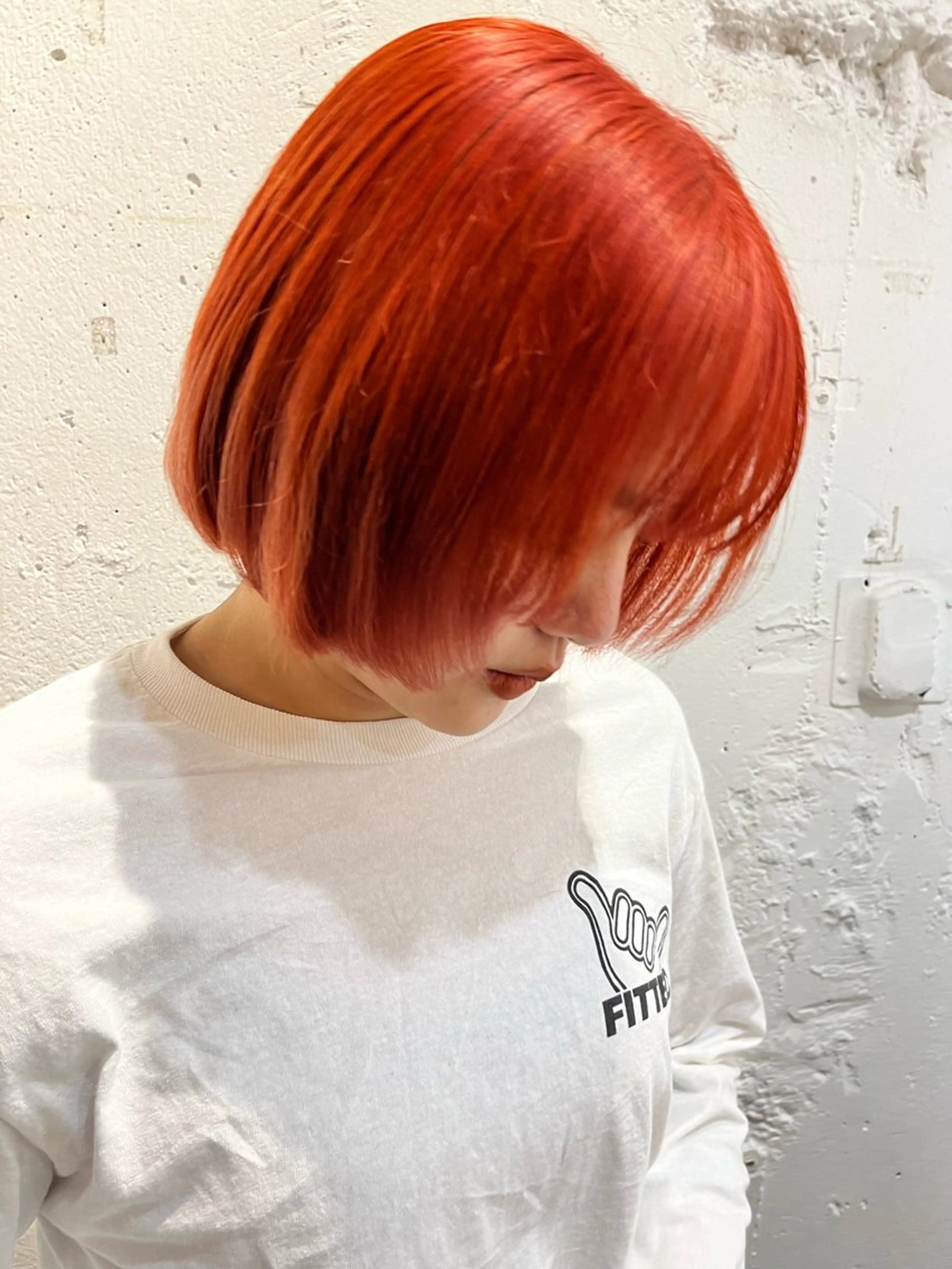 ショート カラー ブリーチ オレンジ ✴︎UNU ✴︎モエカのヘアスタイル