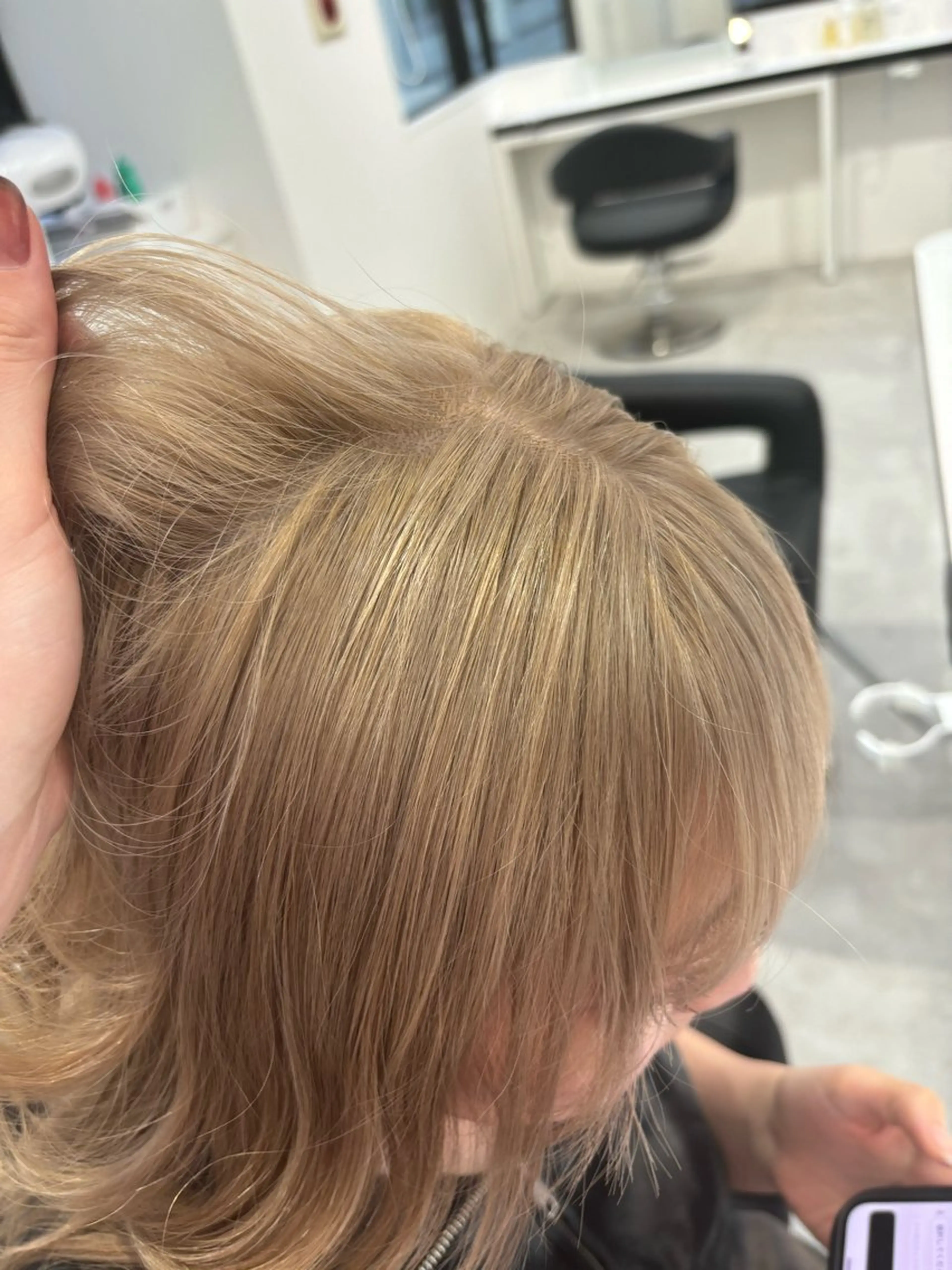 セミロング Wカラー/暖色/べ ージュりく©︎🐝のヘアスタイル