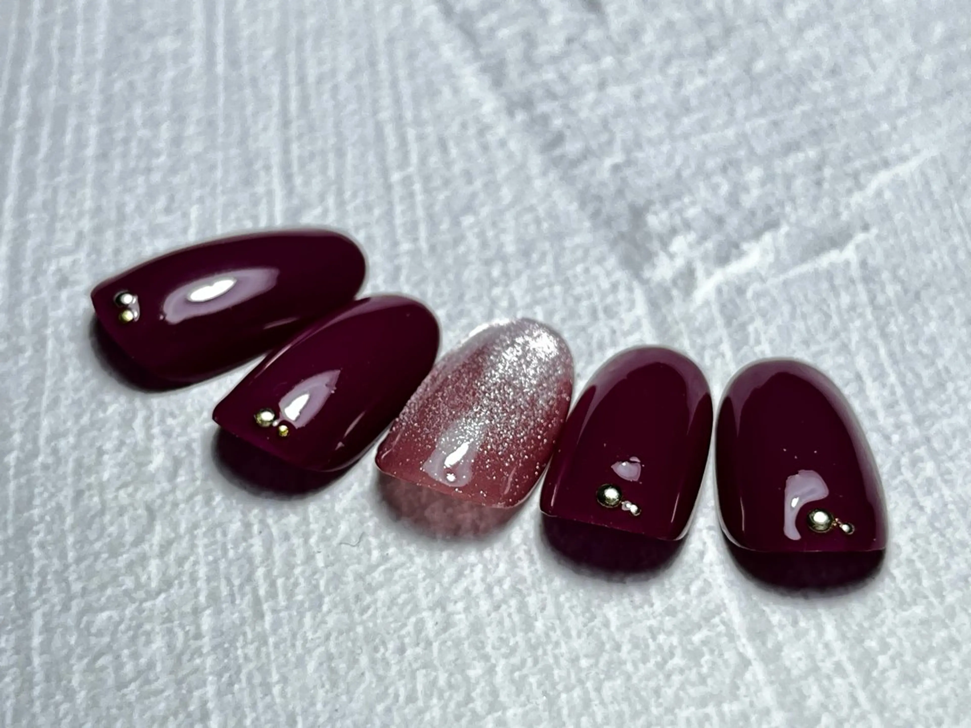 ネイル un +のネイルデザイン