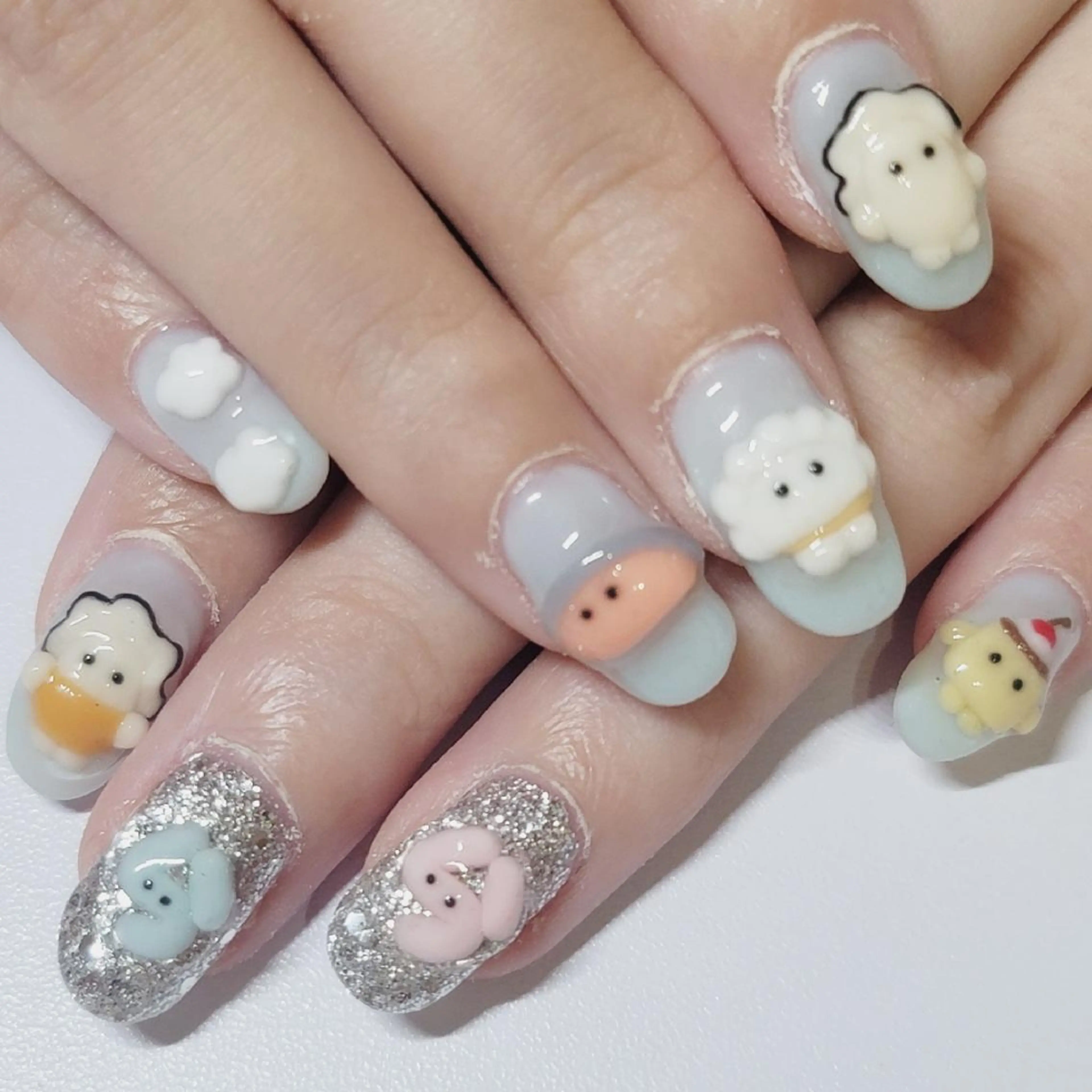 ネイル アートネイル ブルー ニュアンスネイル ワンカラーネイル パステルネイル ハンドネイル よしだ ひろきのネイルデザイン