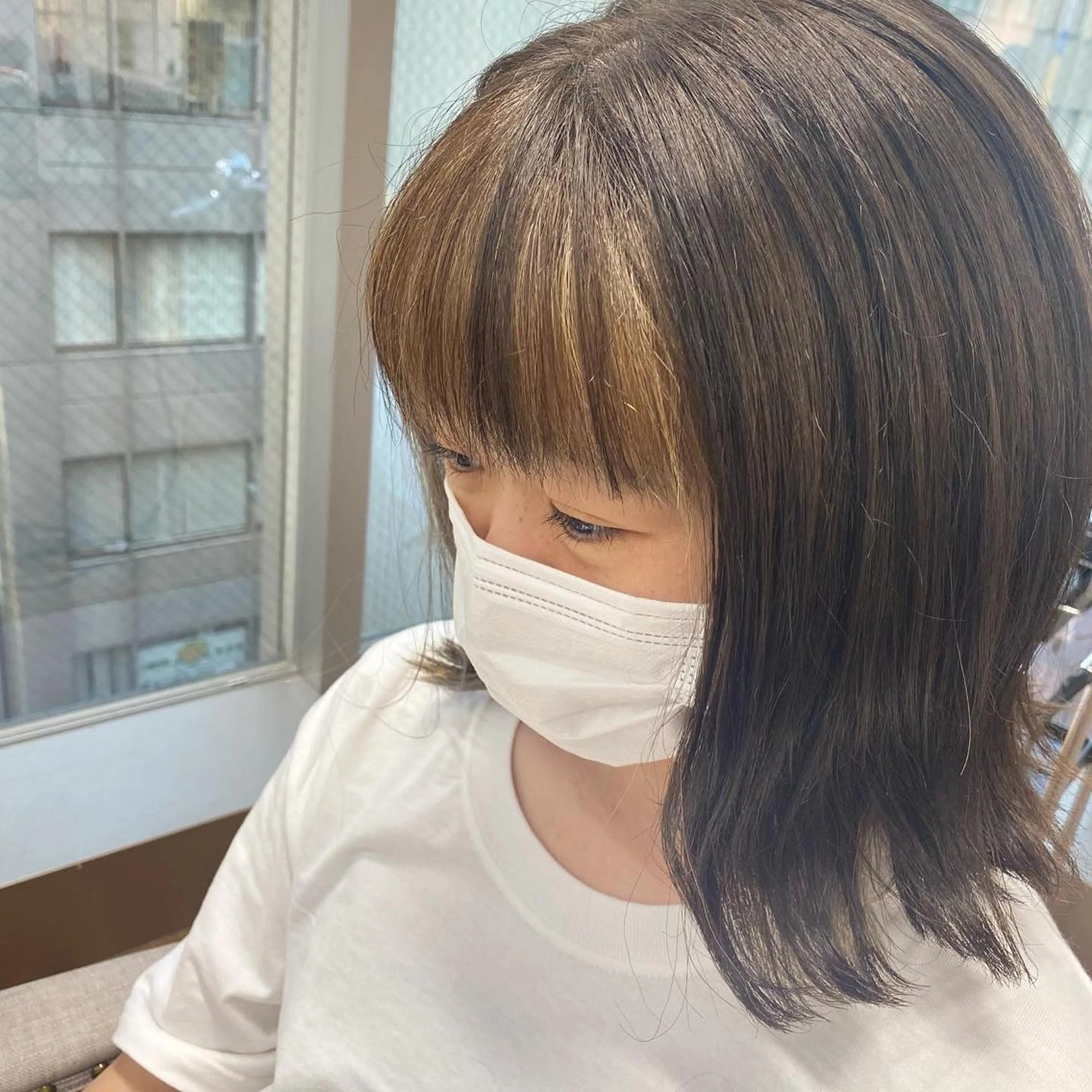 ミディアム カラー 大場 優のヘアスタイル