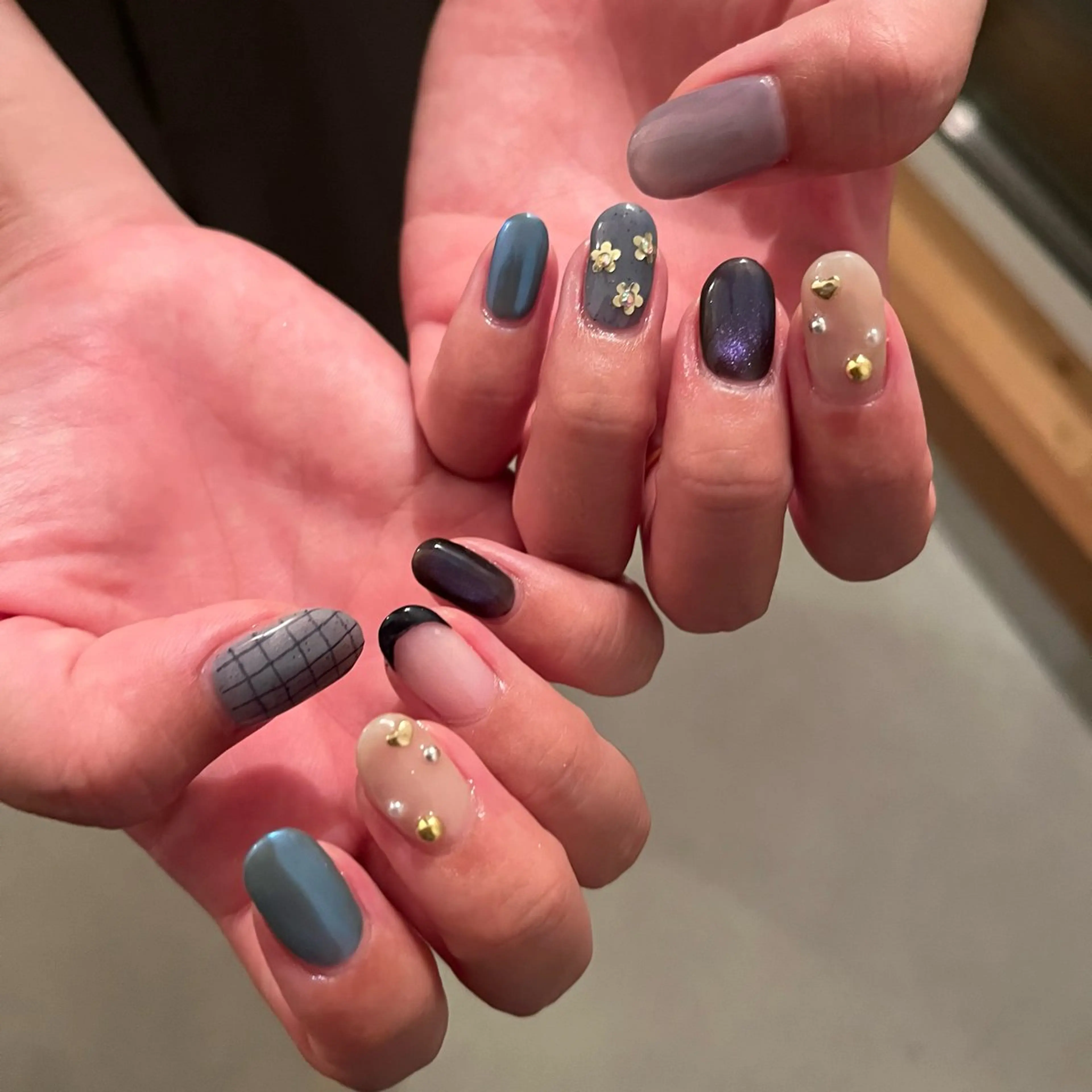 ネイル ブルー ニュアンスネイル K Aのネイルデザイン