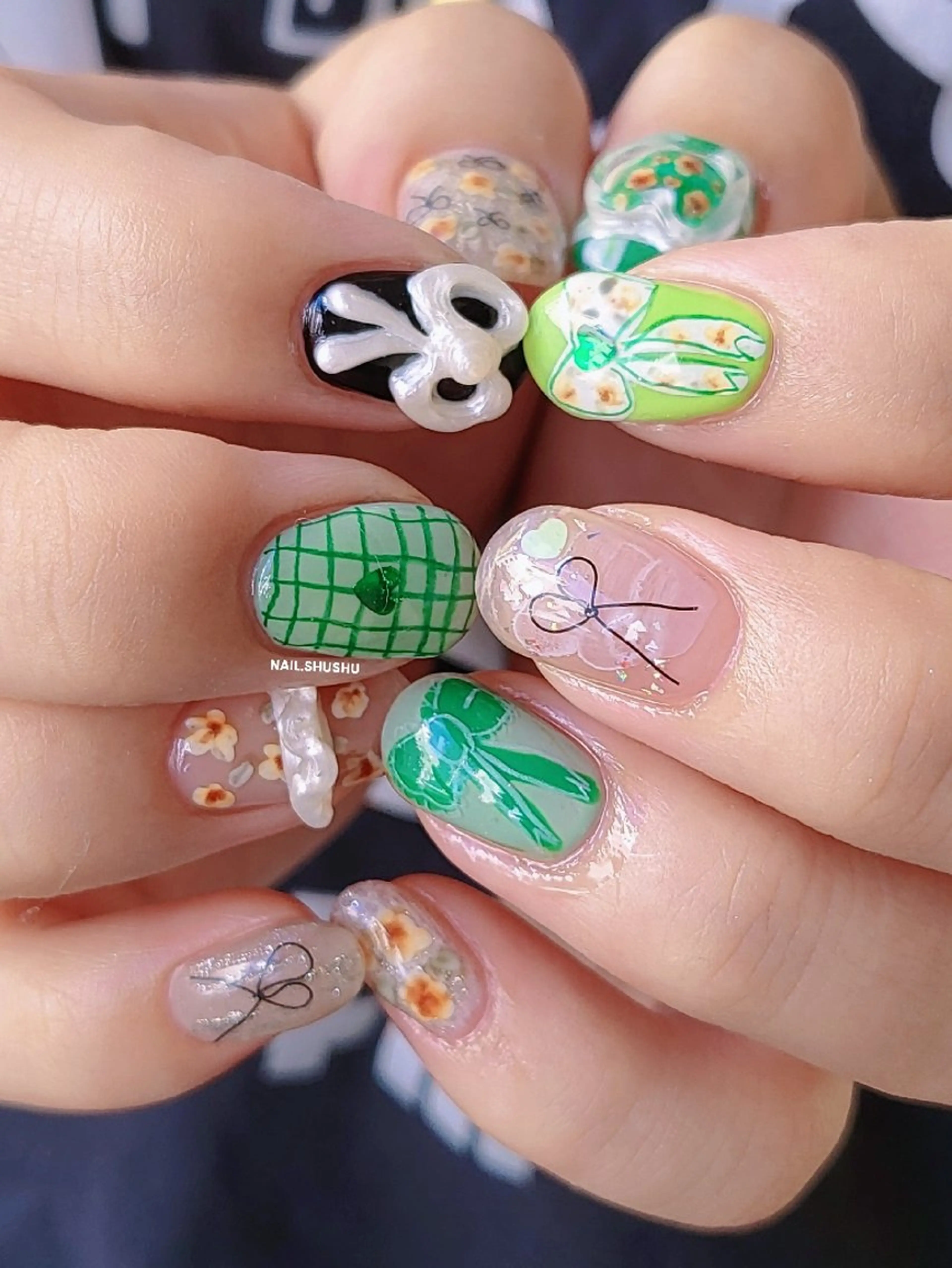 ネイル 3dパーツ/流行り 👧shushu❤️のネイルデザイン