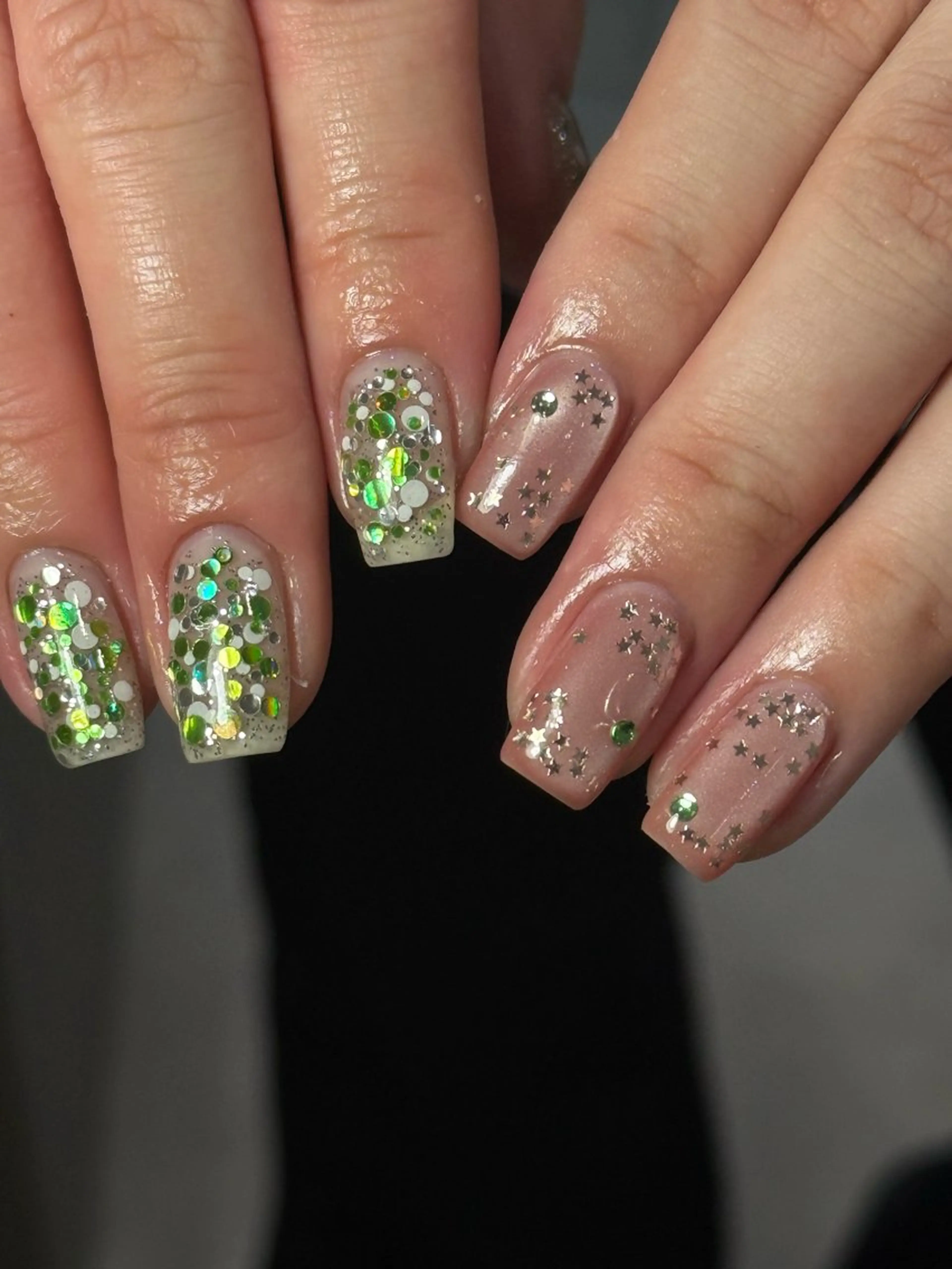 ネイル neouv所属・NEOUV_ mikuのネイルデザイン