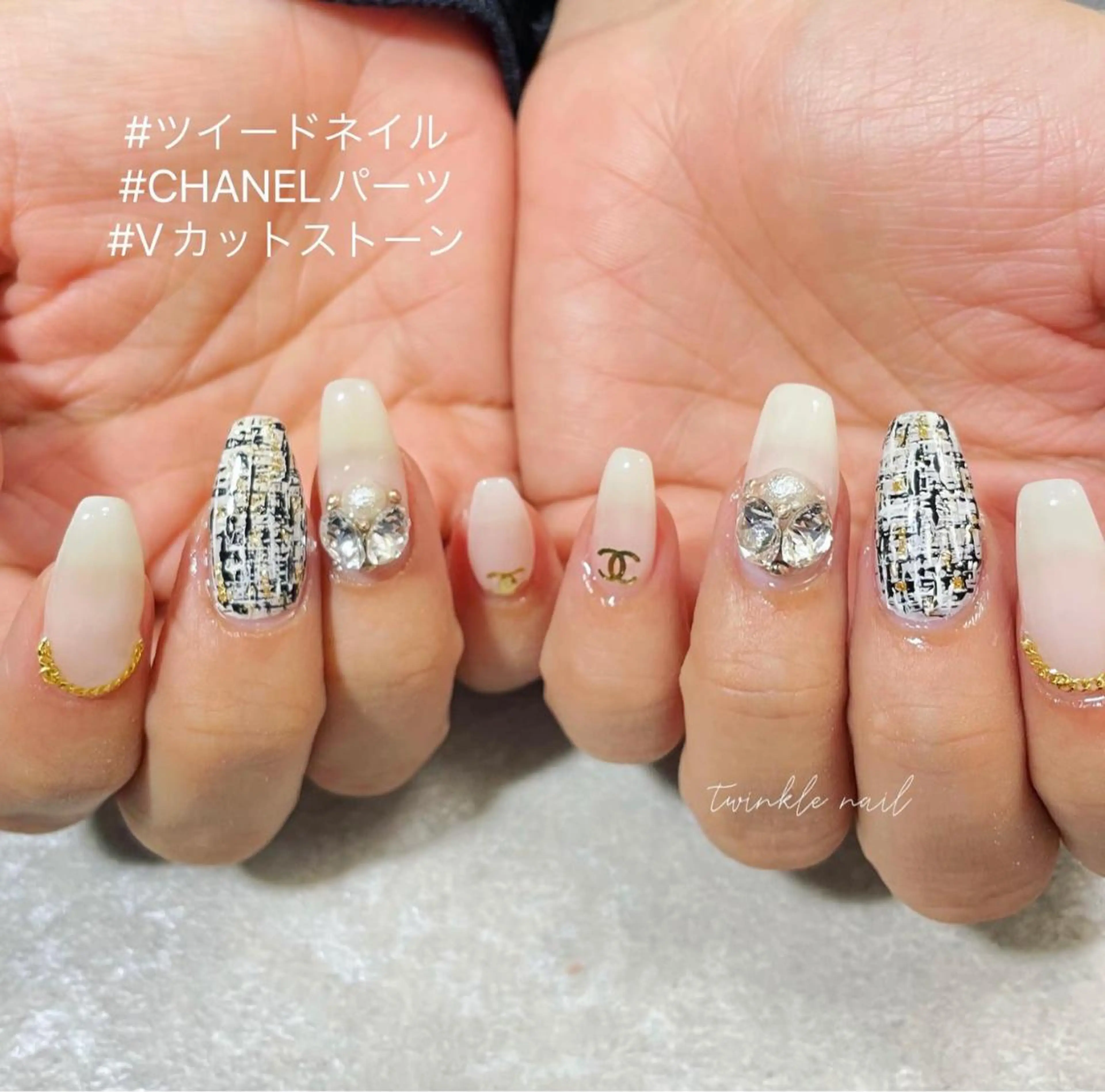 ネイル オーロラネイル クリアネイル 成人式 長さ出し フレンチネイル sincere nailのネイルデザイン