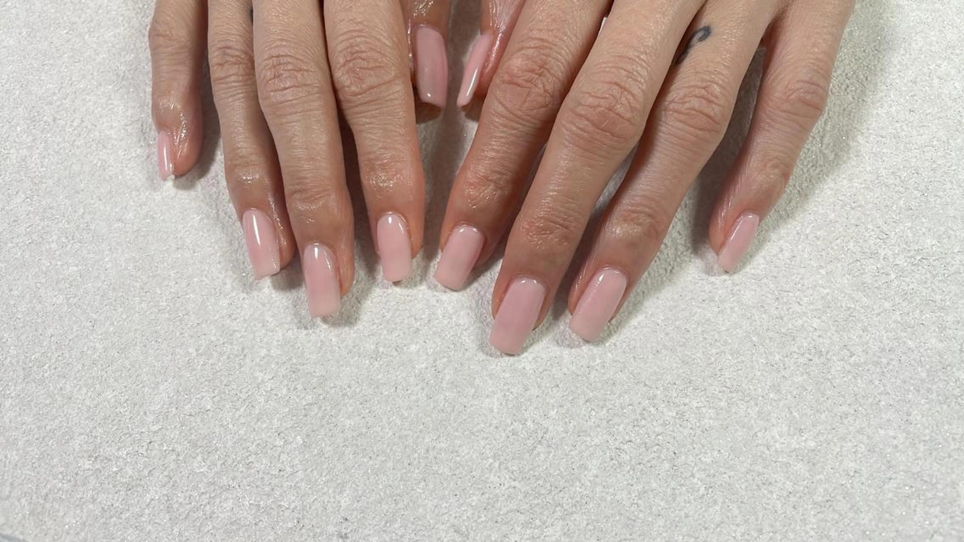 ネイル オーロラネイル フラワーネイル フットネイル フレンチネイル ジェルネイル kikinail 溝の口のネイルデザイン