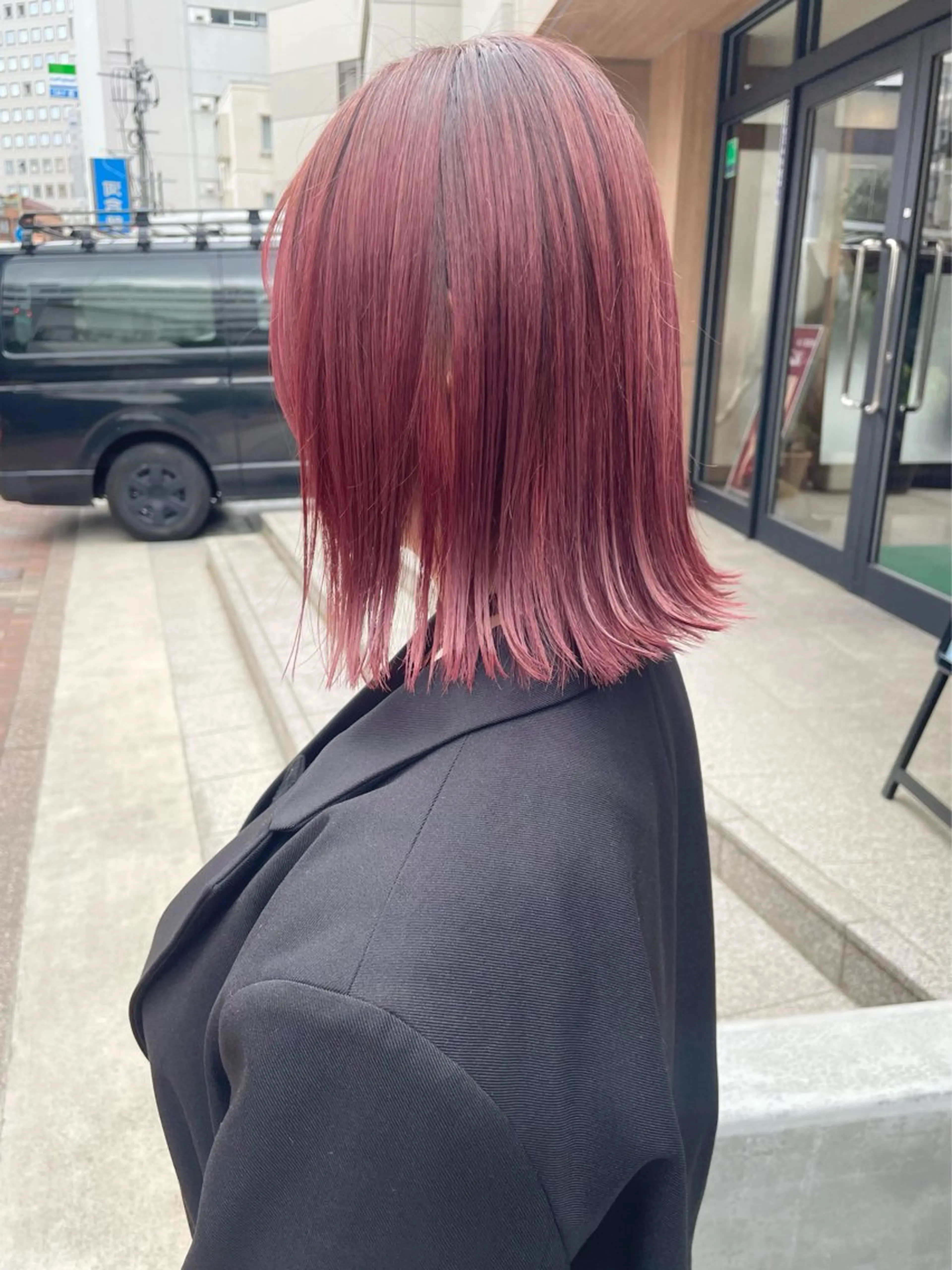 ミディアム カラー レッドカラー カット ヘアカラー トリートメント 佐藤 魁人のヘアスタイル