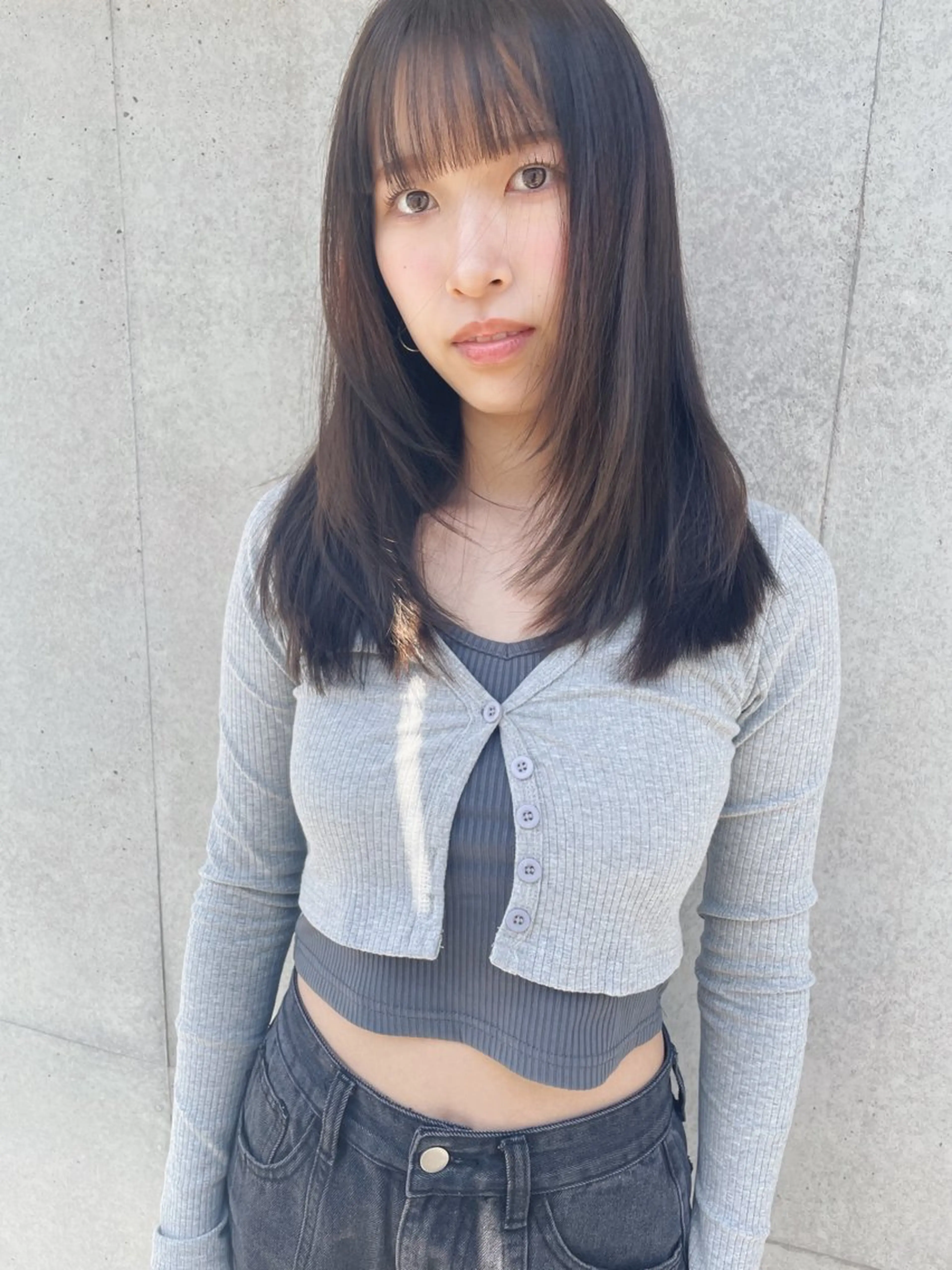 セミロング カラー 顔まわりレイヤー レイヤーカット カット ヘアカラー トリートメント センスをお届けします 大谷将生INFPのヘアスタイル