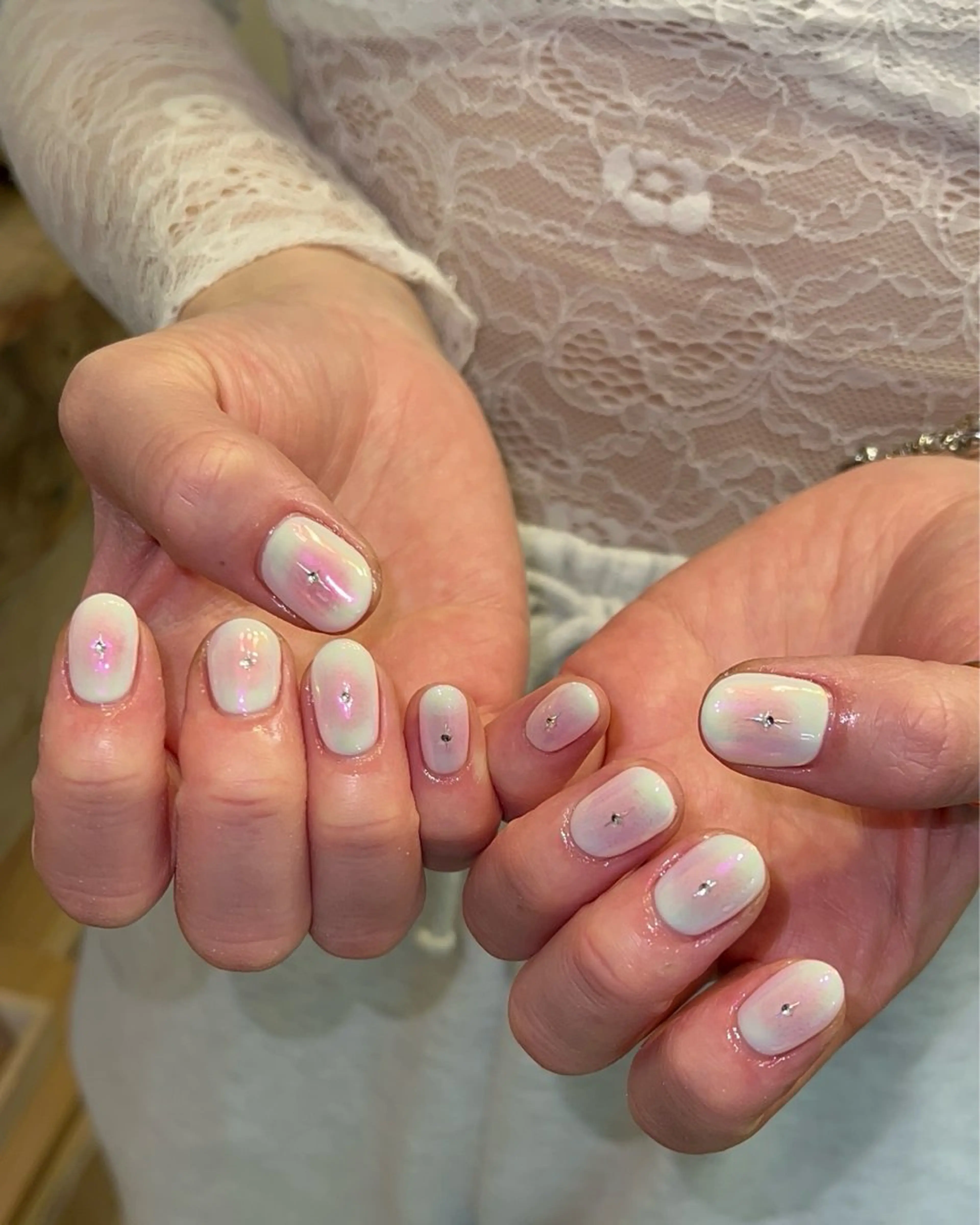 ネイル ハンドネイル フットネイル ハンドケア Nes.Nail所属・Miyagi Asamiのネイルデザイン