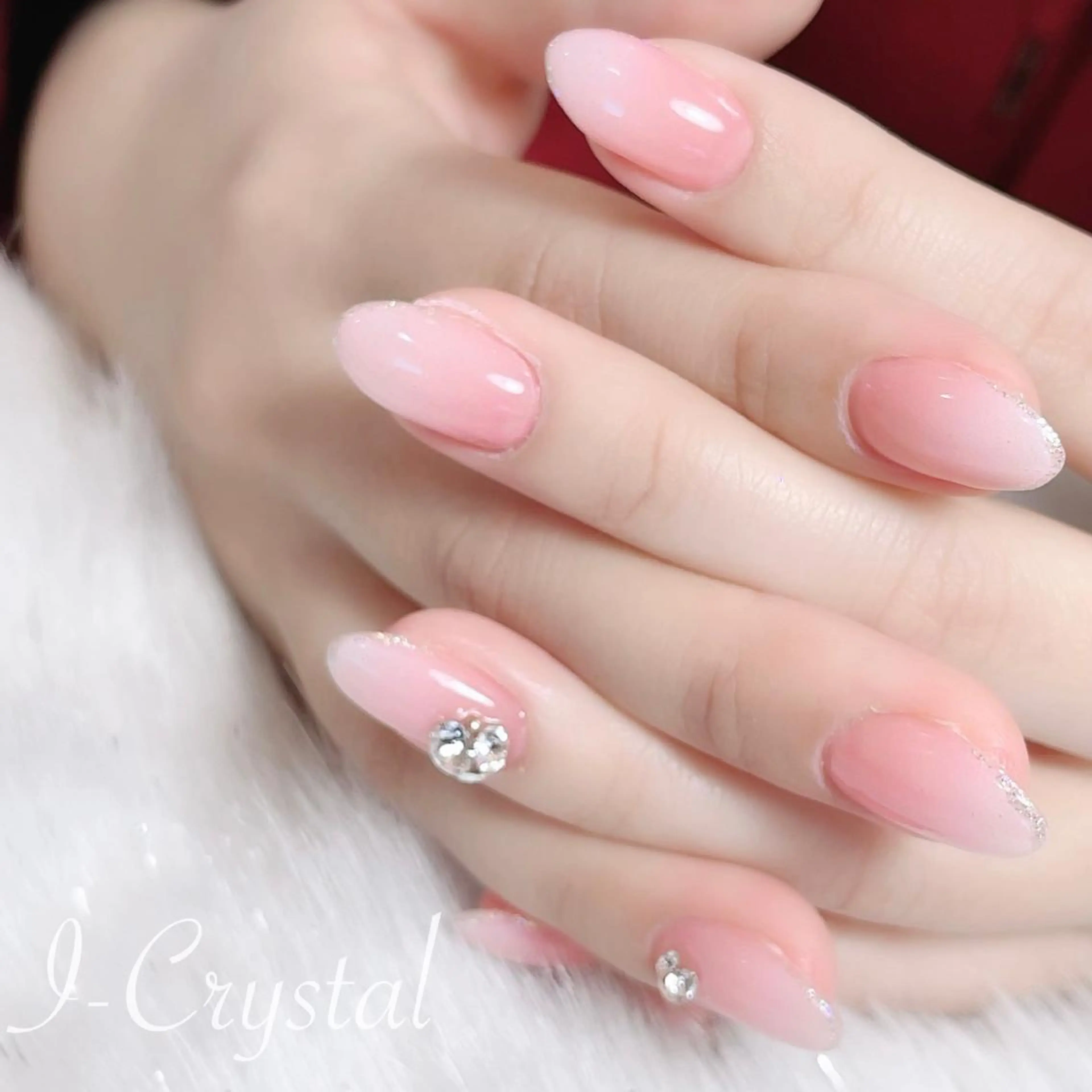 ミディアム NailSalon  I-Crystal所属・中村 郁美のネイルデザイン
