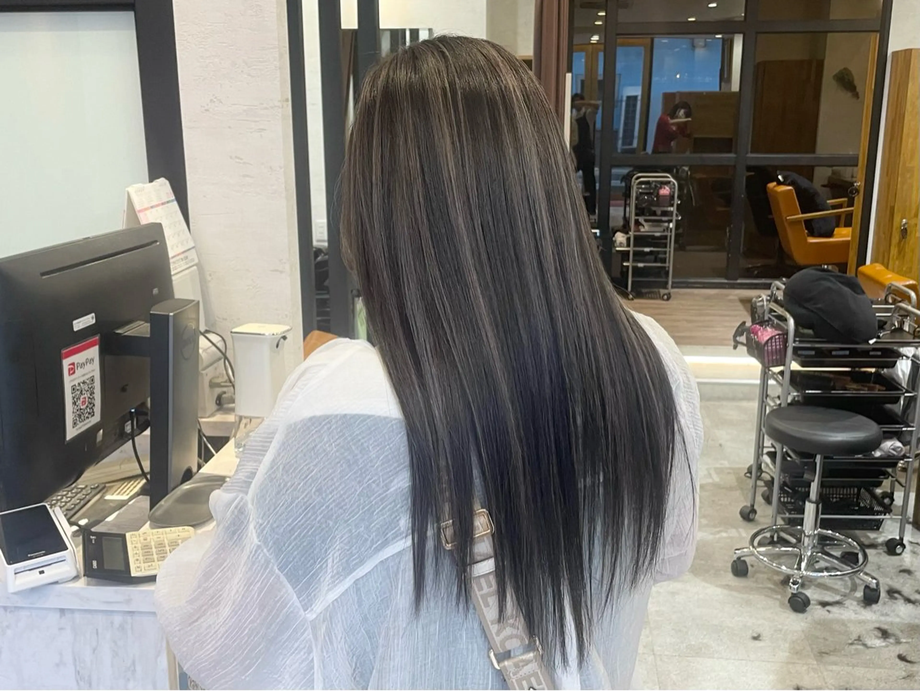 セミロング lucca by jb 行徳所属・✂️関川 恭平のヘアスタイル