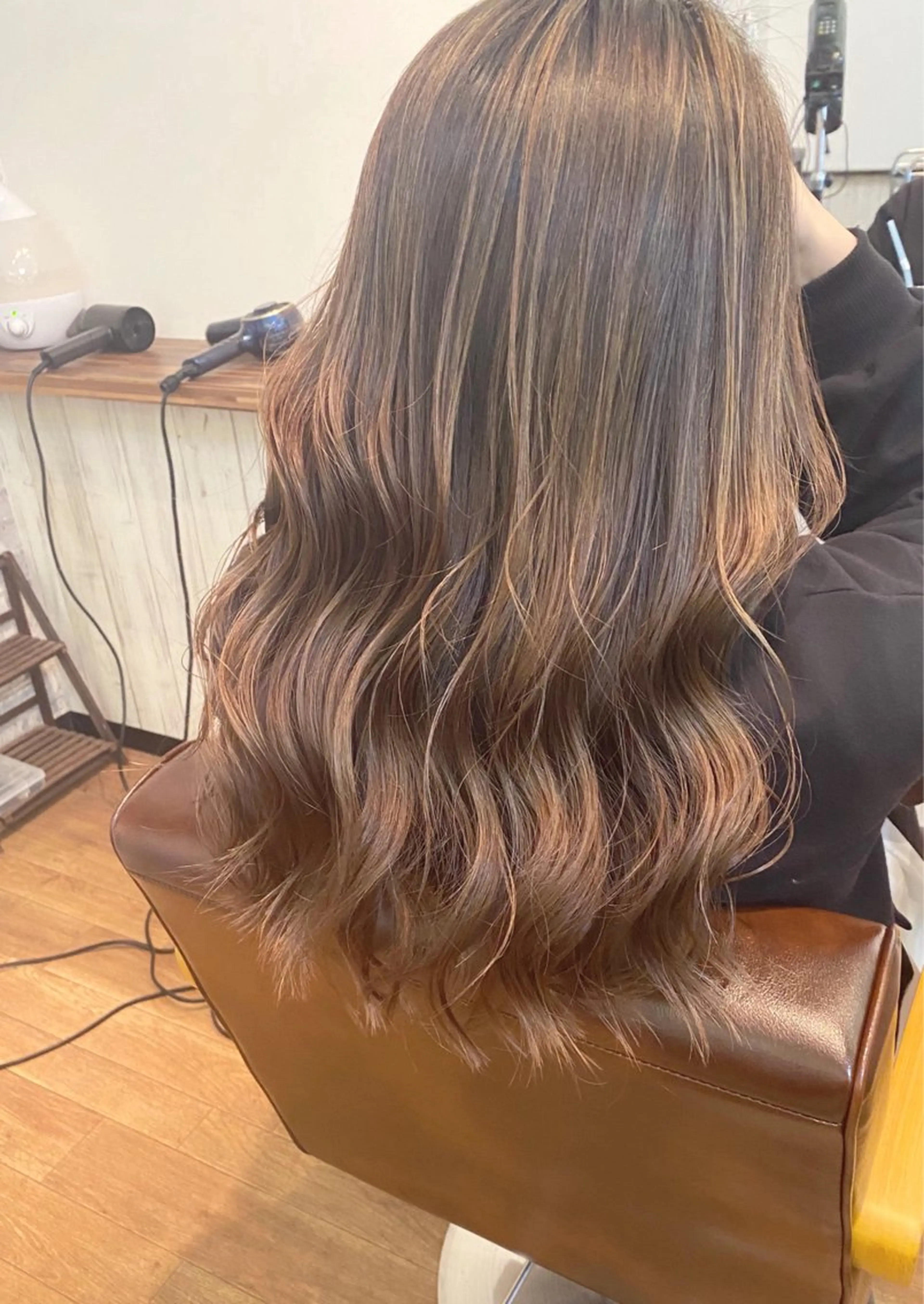 ロング ボブ ハイライト 髪質改善 S. RYUTAのヘアスタイル