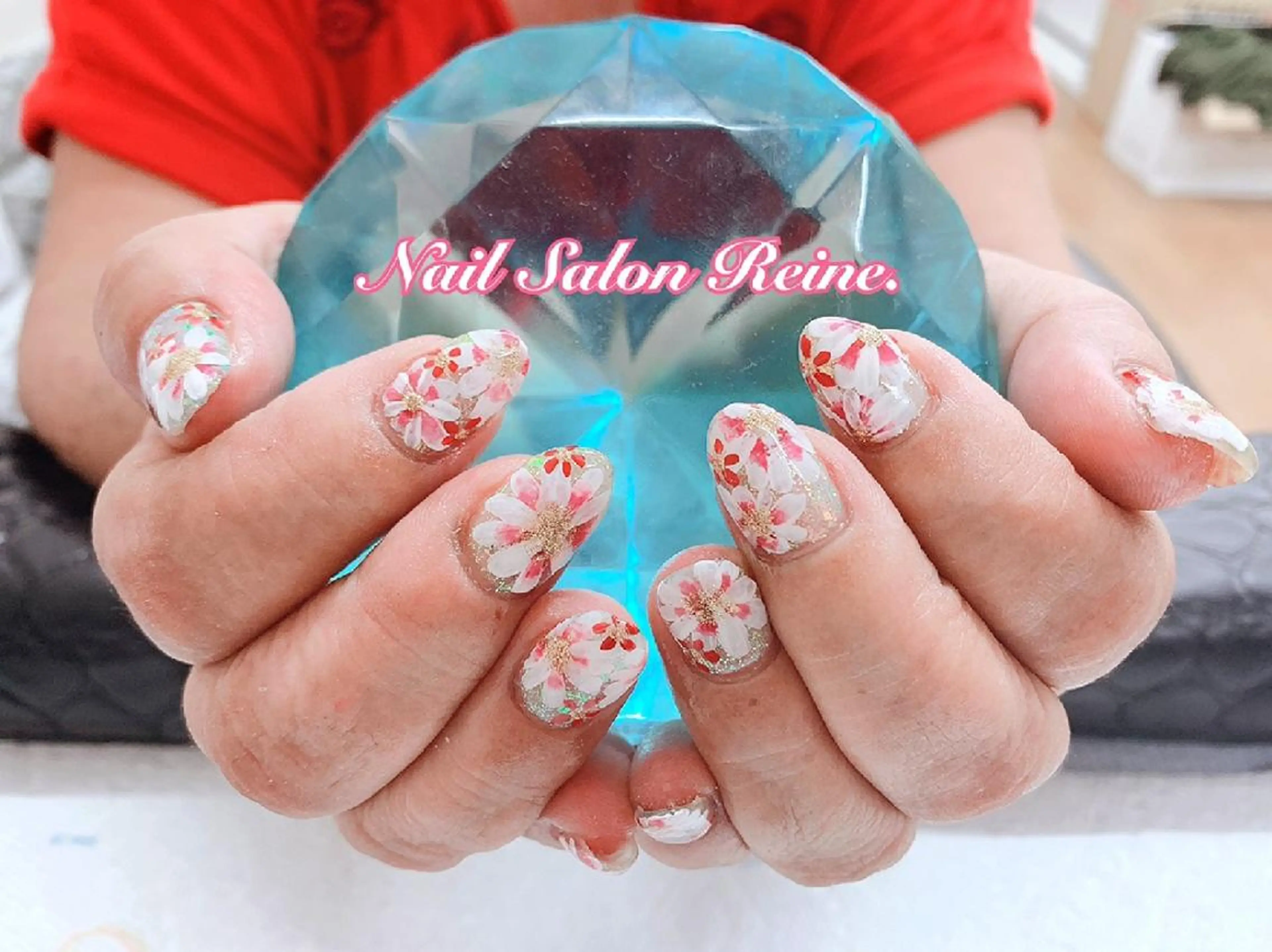 ネイル Nailsalon Reine所属・玉栄 伶奈のネイルデザイン