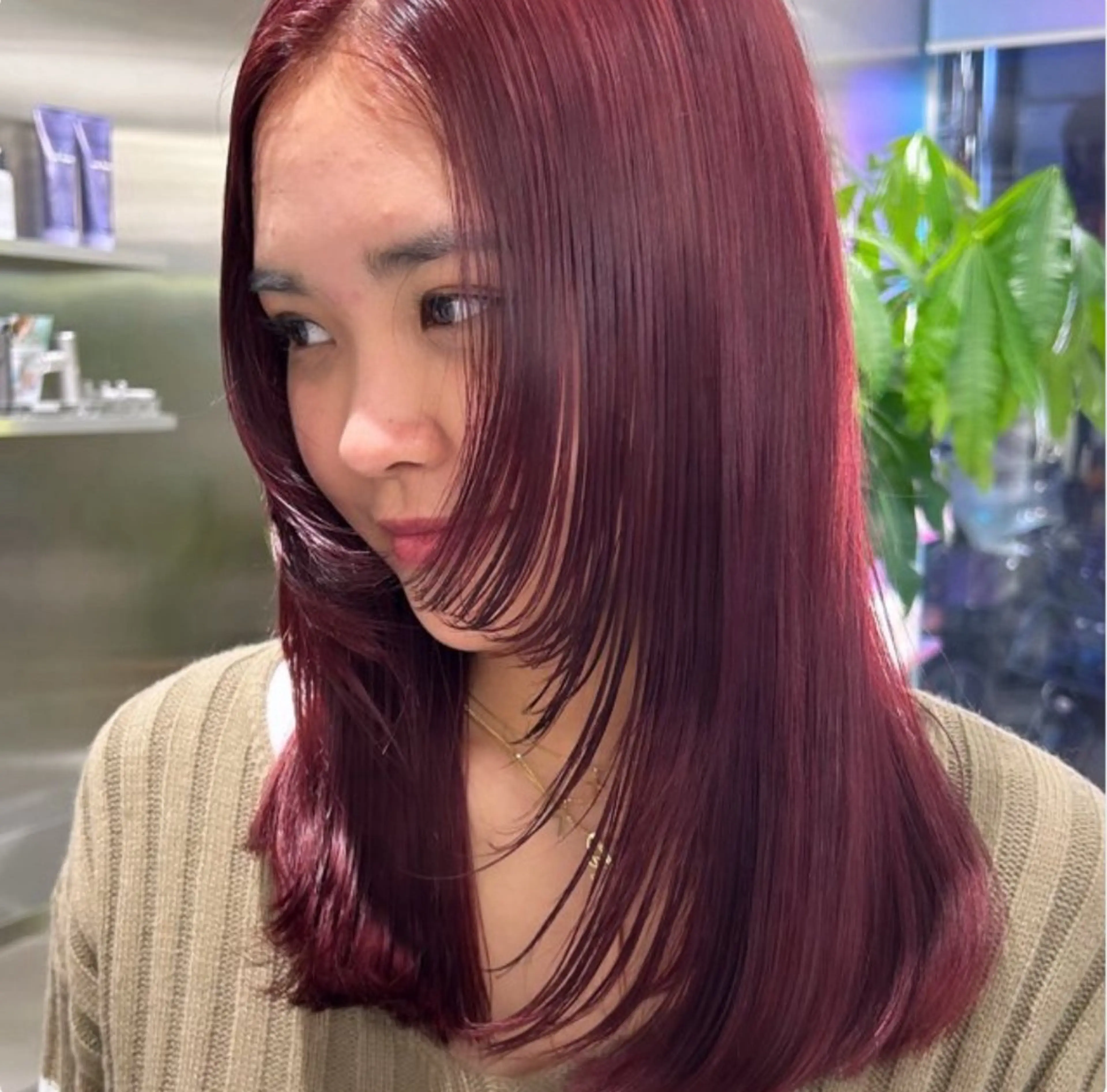 ロング カラー ブリーチ ケアブリーチ 透明感カラー ハイトーンカラー イルミナカラー ヘアカラー トリートメント メンズ/ボブ/パーマ /くるみのマツエク・マツパデザイン