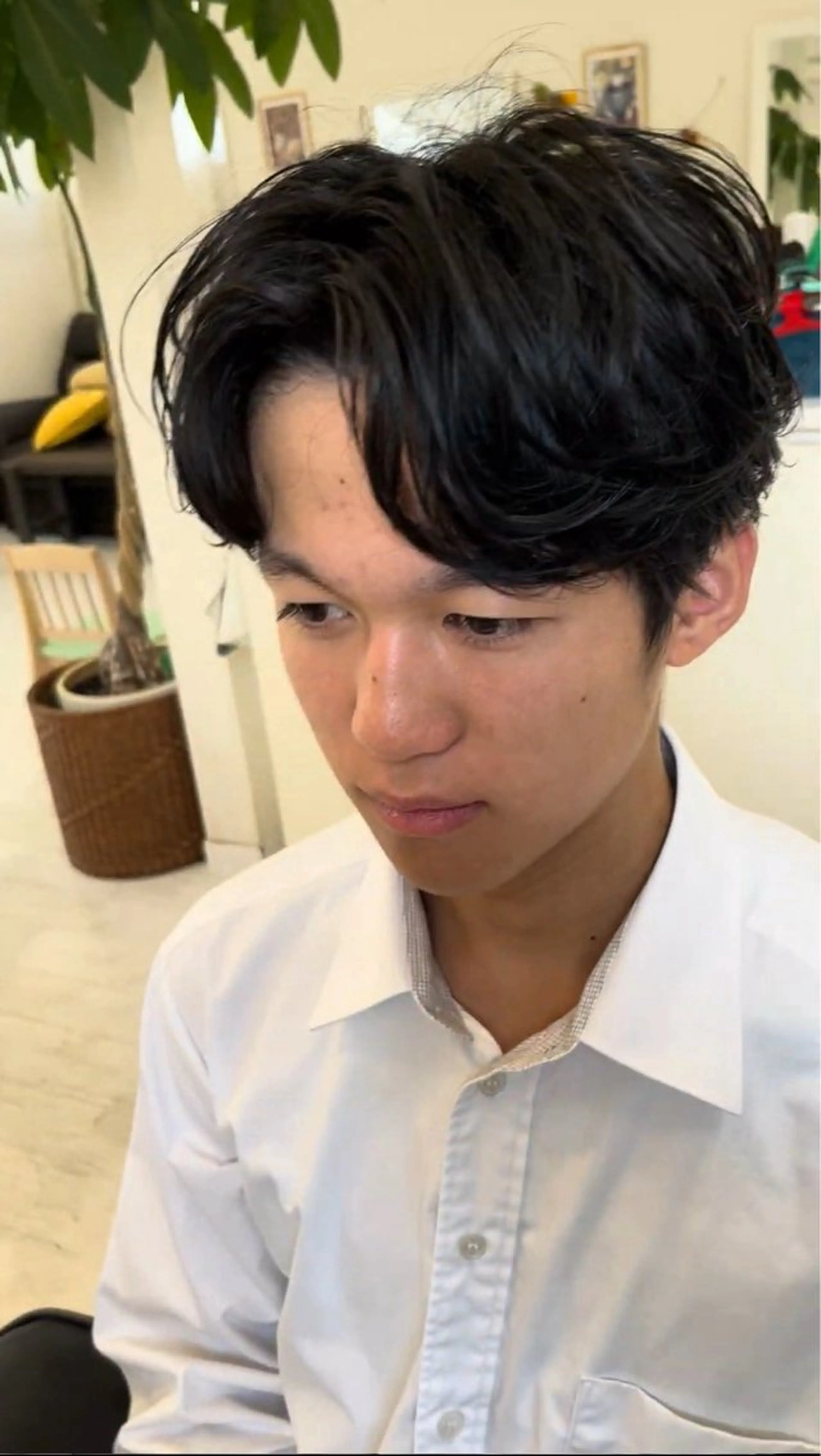 ミディアム ヘアアレンジ メンズ アップバング メンズ韓国風 刈り上げ 韓国風ヘア スタイリスト風間麗旺 メンズスタイル特化のヘアスタイル