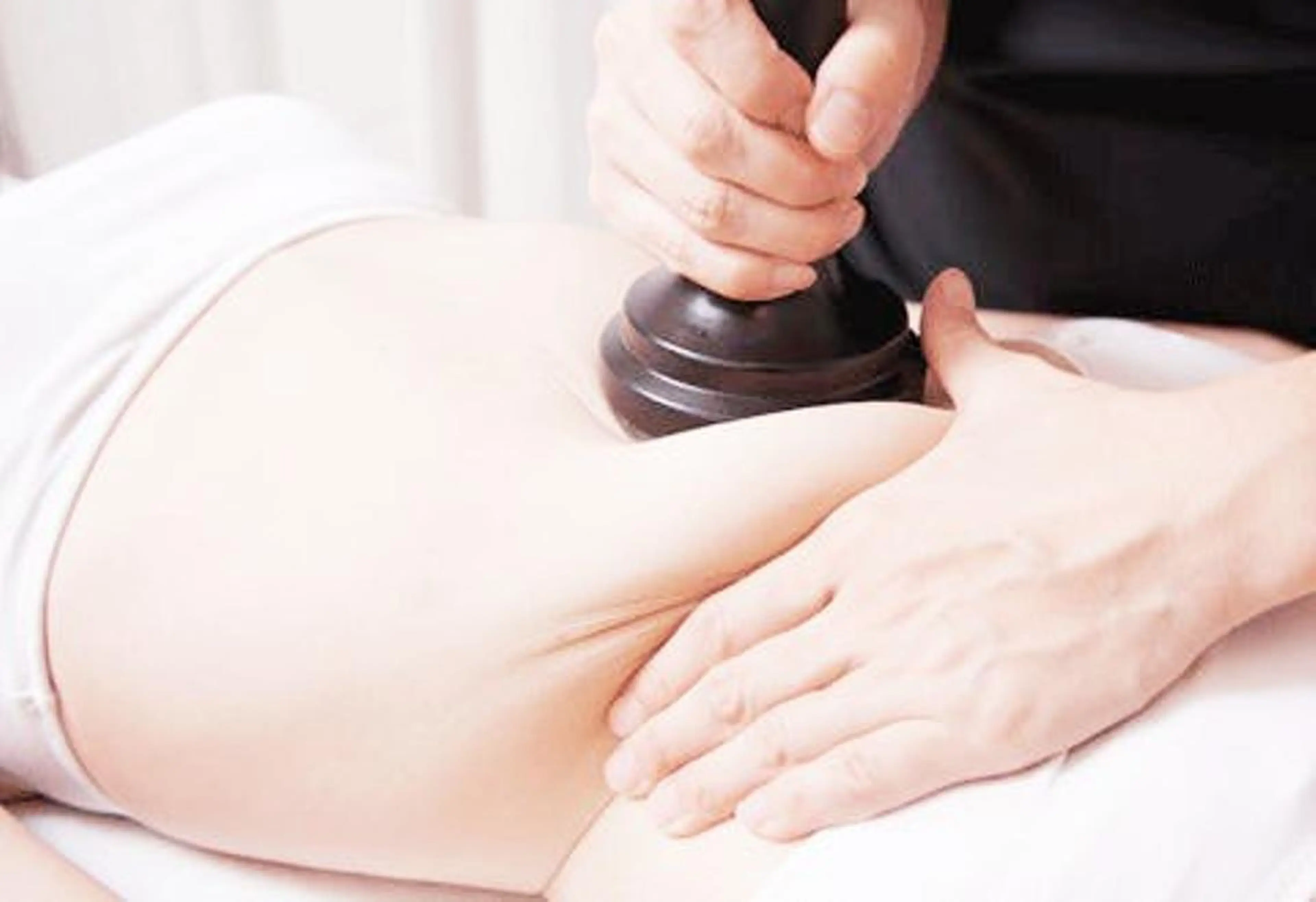 【冷え撃退！】無敵ダイエット！痩身70分☆溜め込んだ脂肪をしっかり流す🎶施術後はスッキリ爽快ですよ☺️モニター募集中の写真