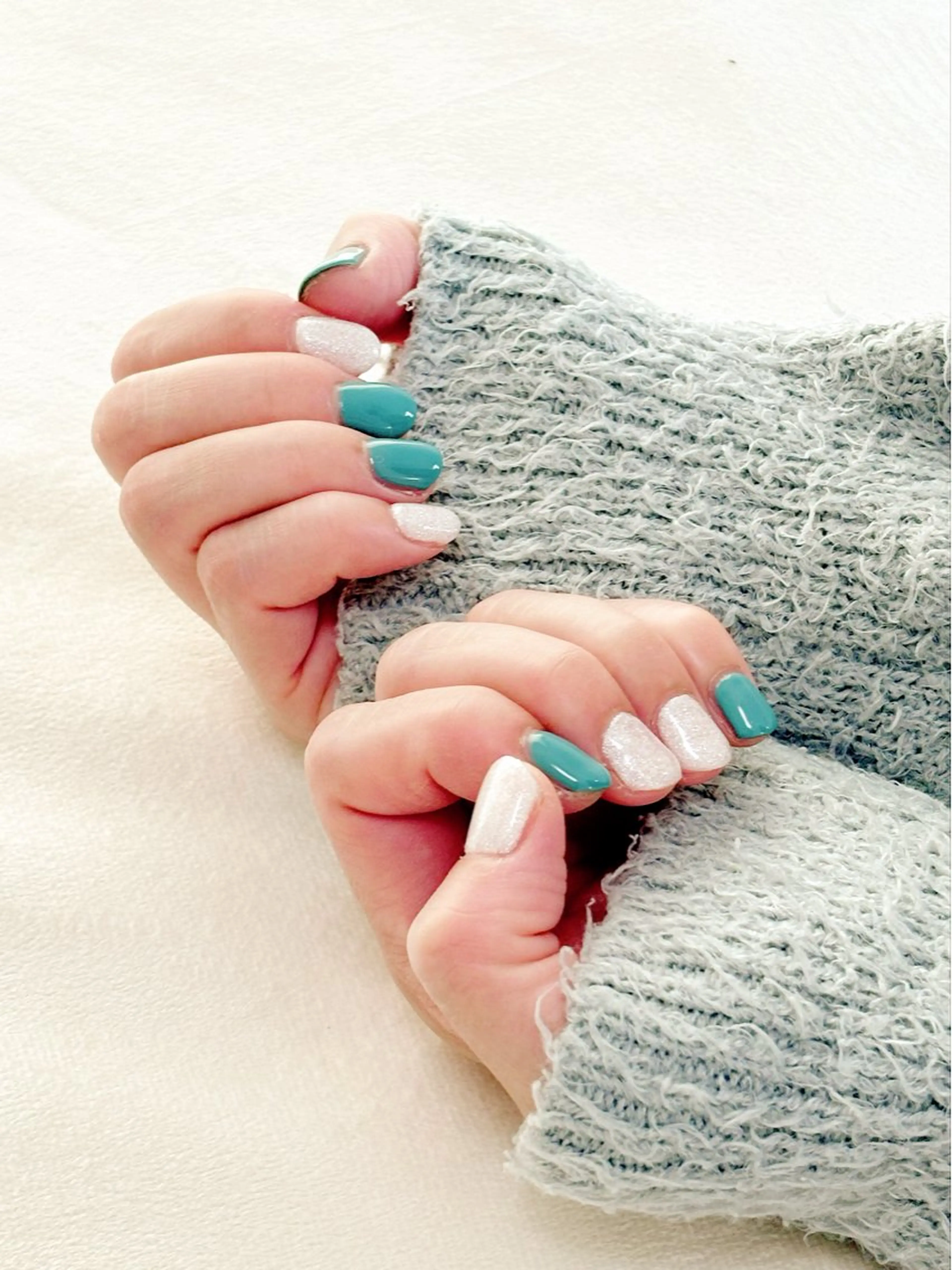 ネイル ワンカラーネイル シンプルネイル ストーンネイル 松村愛美 長浜（ネイルサロン）のネイルデザイン