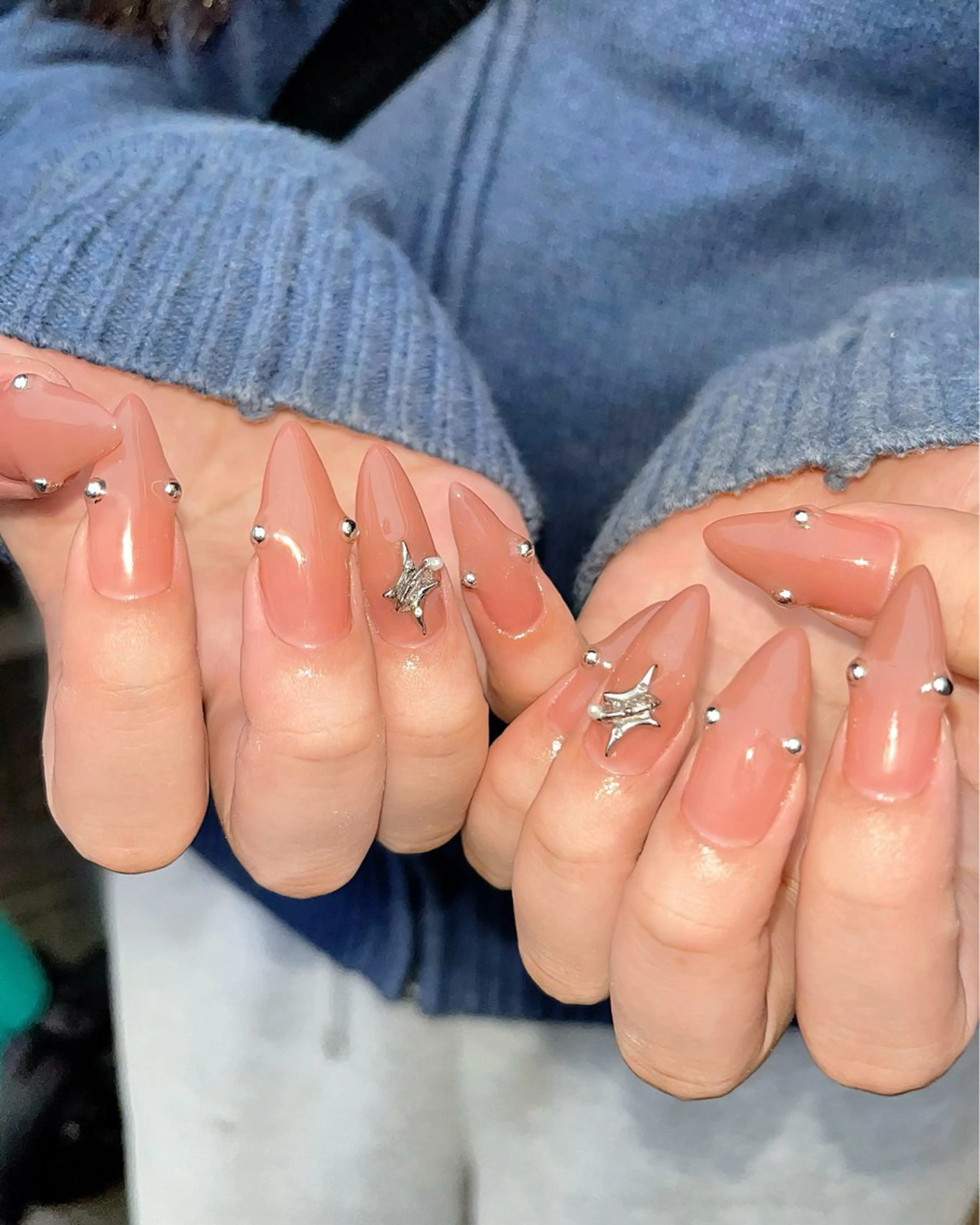 ネイル 水色 マグネットネイル ミラーネイル ワンカラーネイル 夏ネイル ハンドネイル 🫧OPELIA NAIL渋谷🫧のネイルデザイン