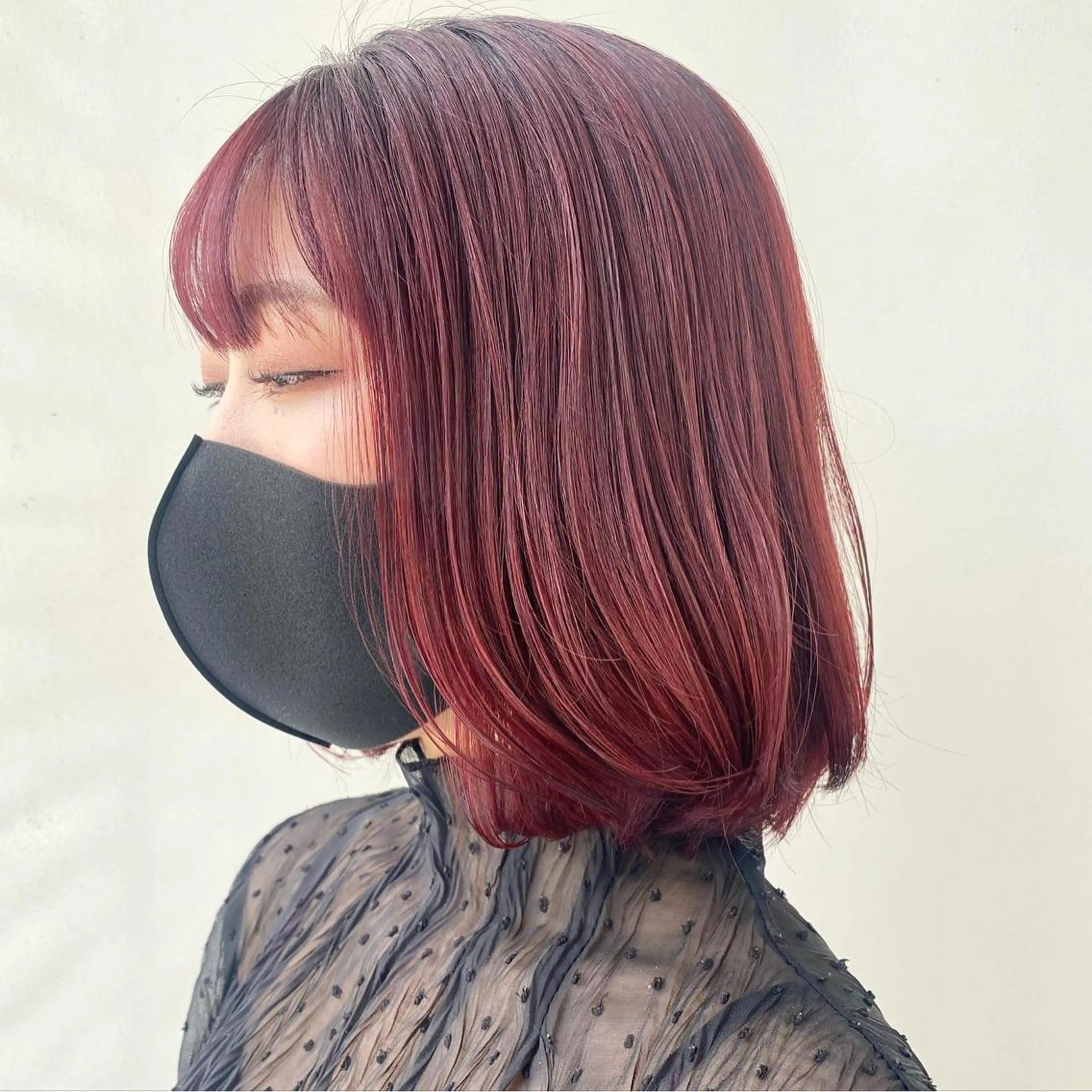 ミディアム カラー ANNA /艶髪/ハイトーンのヘアスタイル