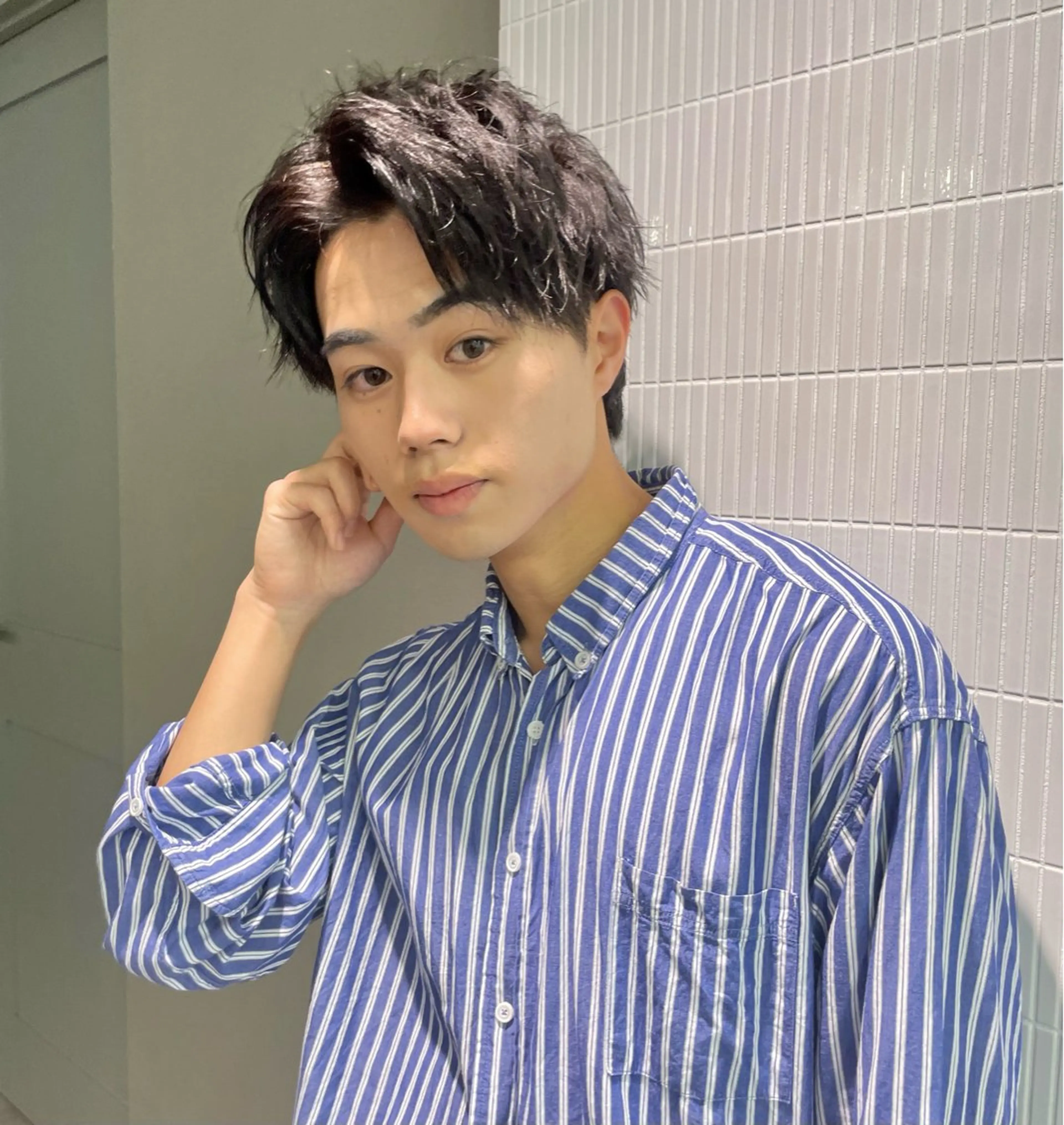 メンズ アップバング カット ヘアカラー パーマ hana ・メンズ特化のヘアスタイル