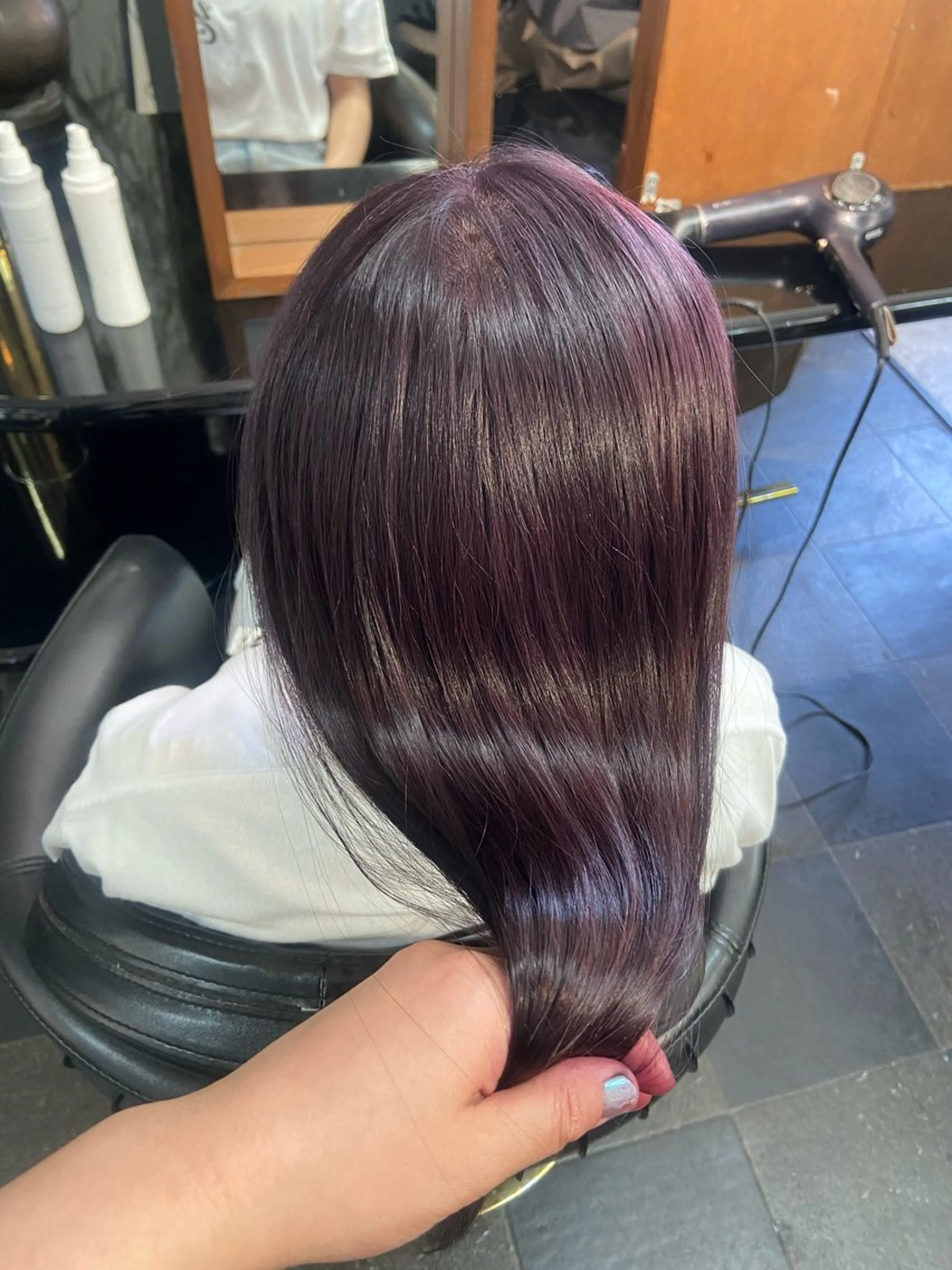 ロング 瀧下 唯のヘアスタイル