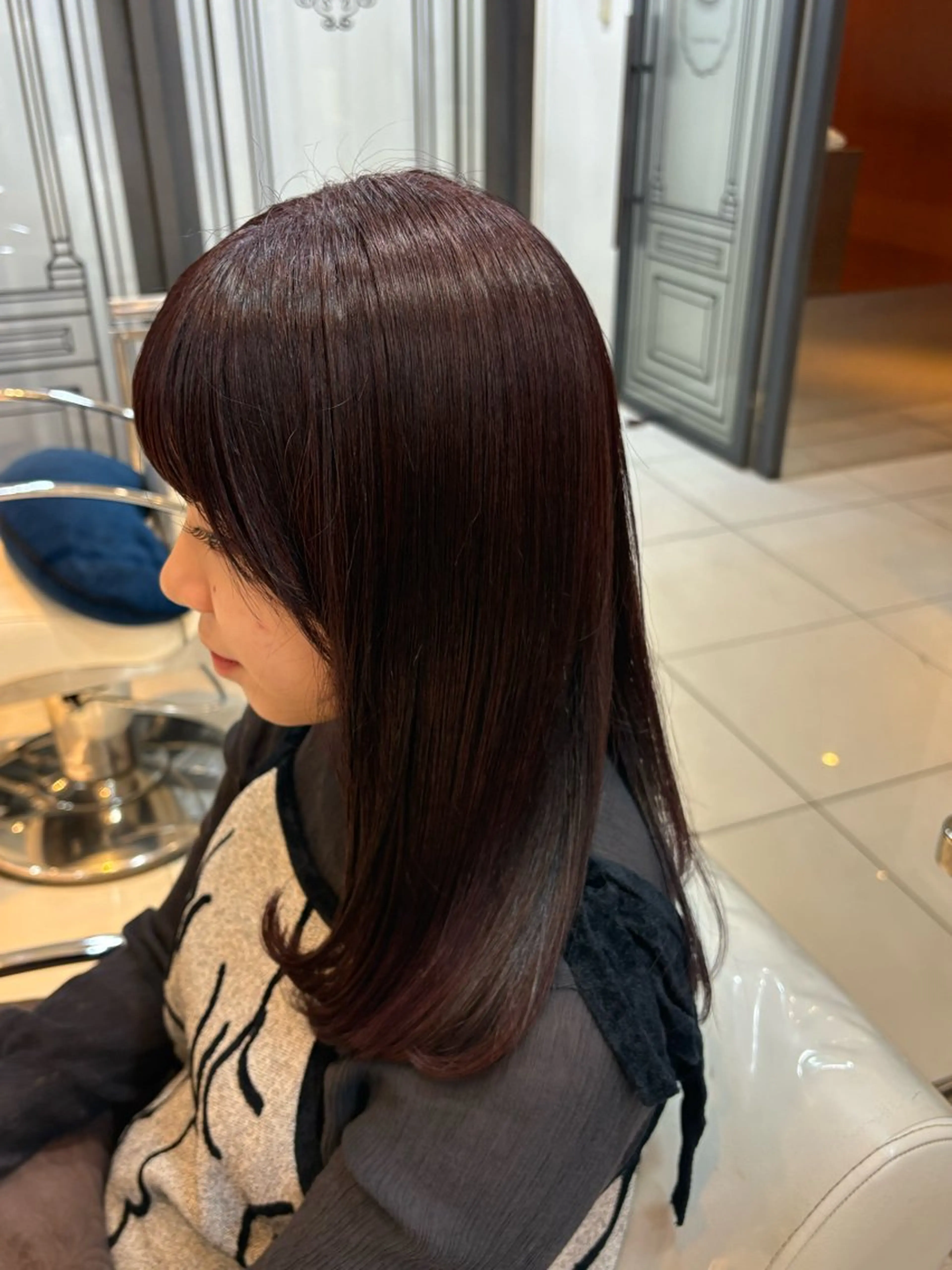 ミディアム カラー ヘアカラー 坂田 愛彩萌のヘアスタイル