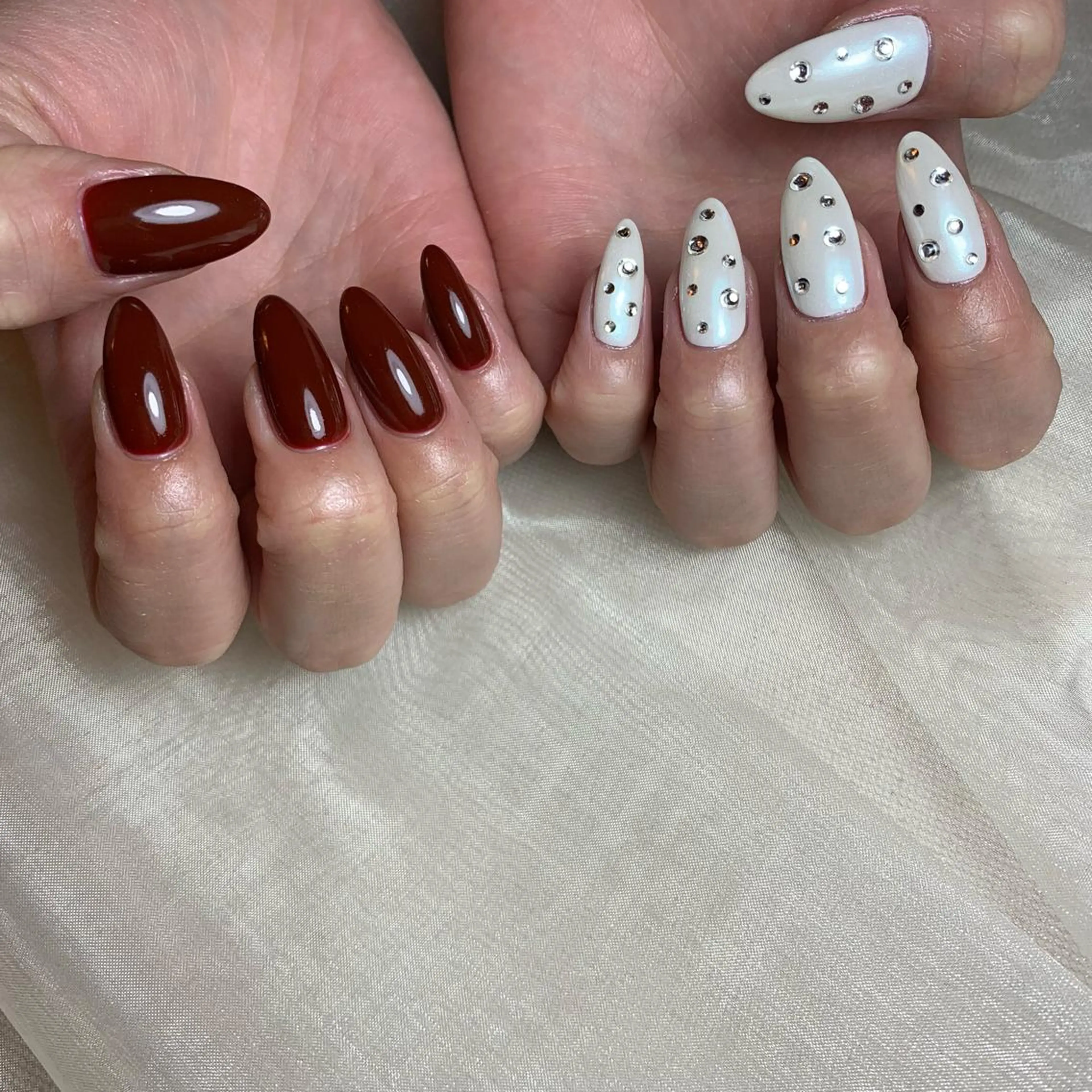 ネイル ハンドネイル repos~ルポ~所属・里見 麗のネイルデザイン