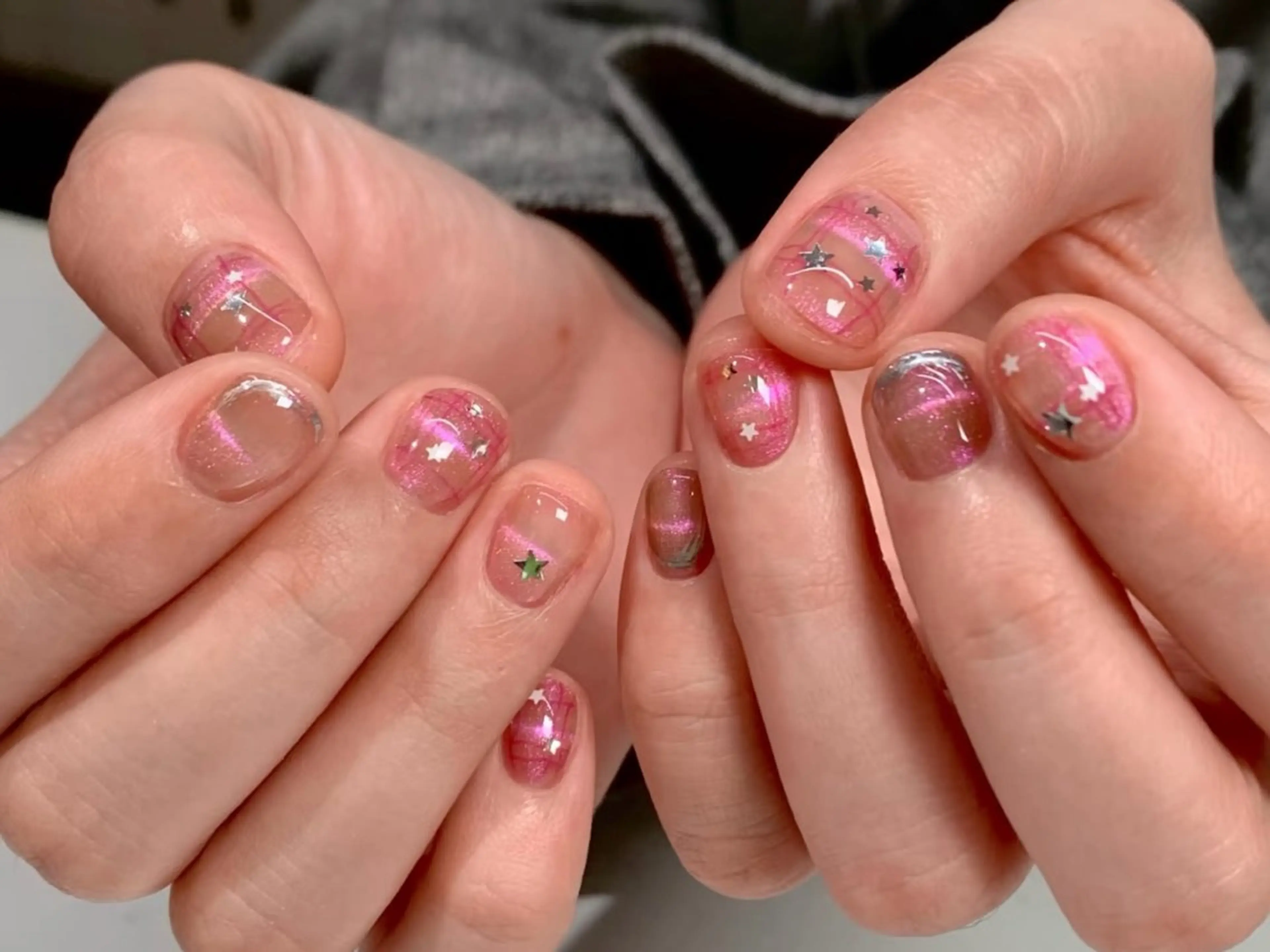 ネイル オーロラネイル 長さ出し フレンチネイル ジェルネイル ガラスフレンチ ハンドネイル Rela・S NAILのネイルデザイン