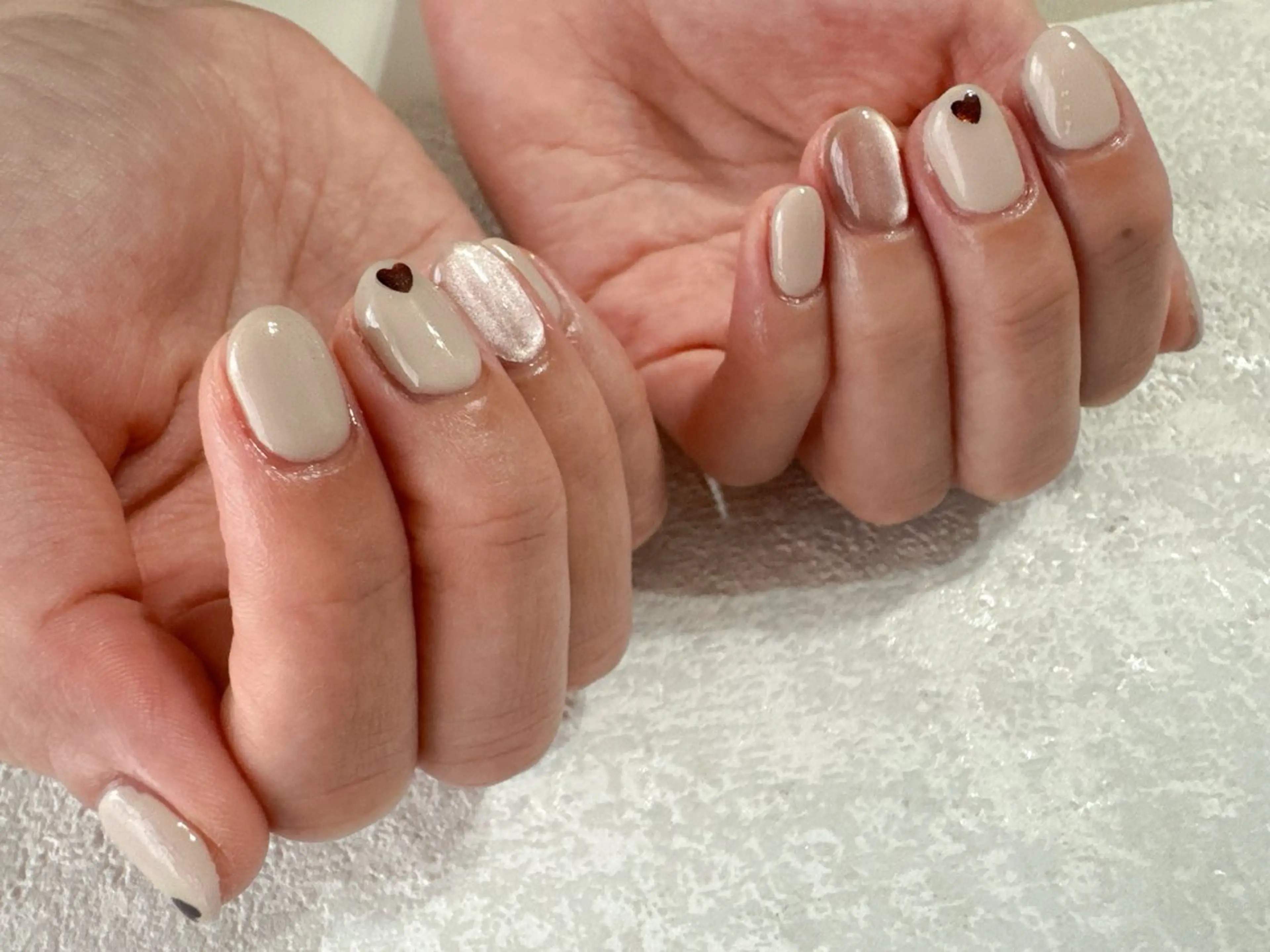 ネイル オーロラネイル フットネイル フレンチネイル ジェルネイル ハート kikinail 溝の口のネイルデザイン