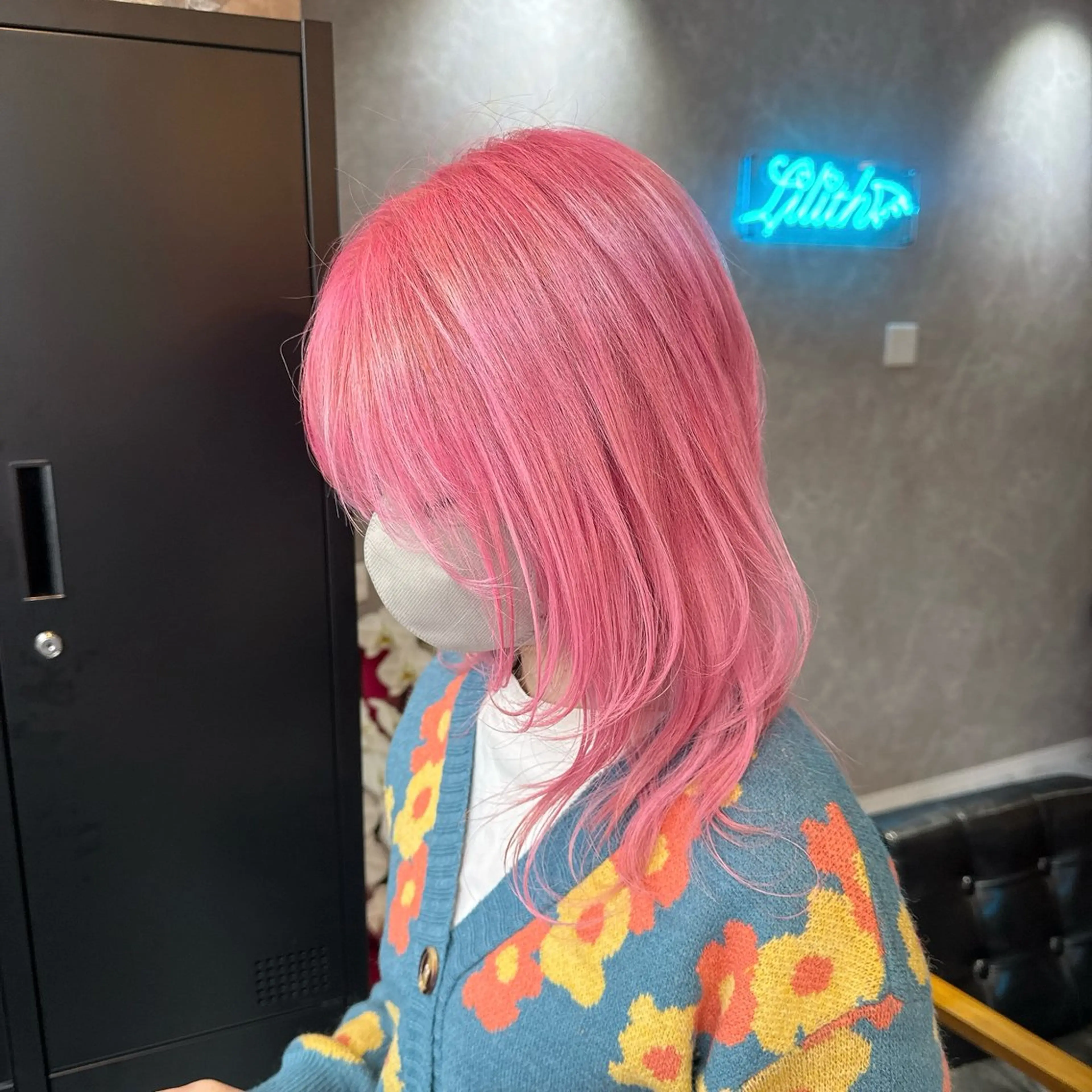 セミロング カラー バレイヤージュ ブリーチ ケアブリーチ ダブルカラー イヤリングカラー ヘアカラー トリートメント デザインカラー 髪質改善Lilithのその他イメージ