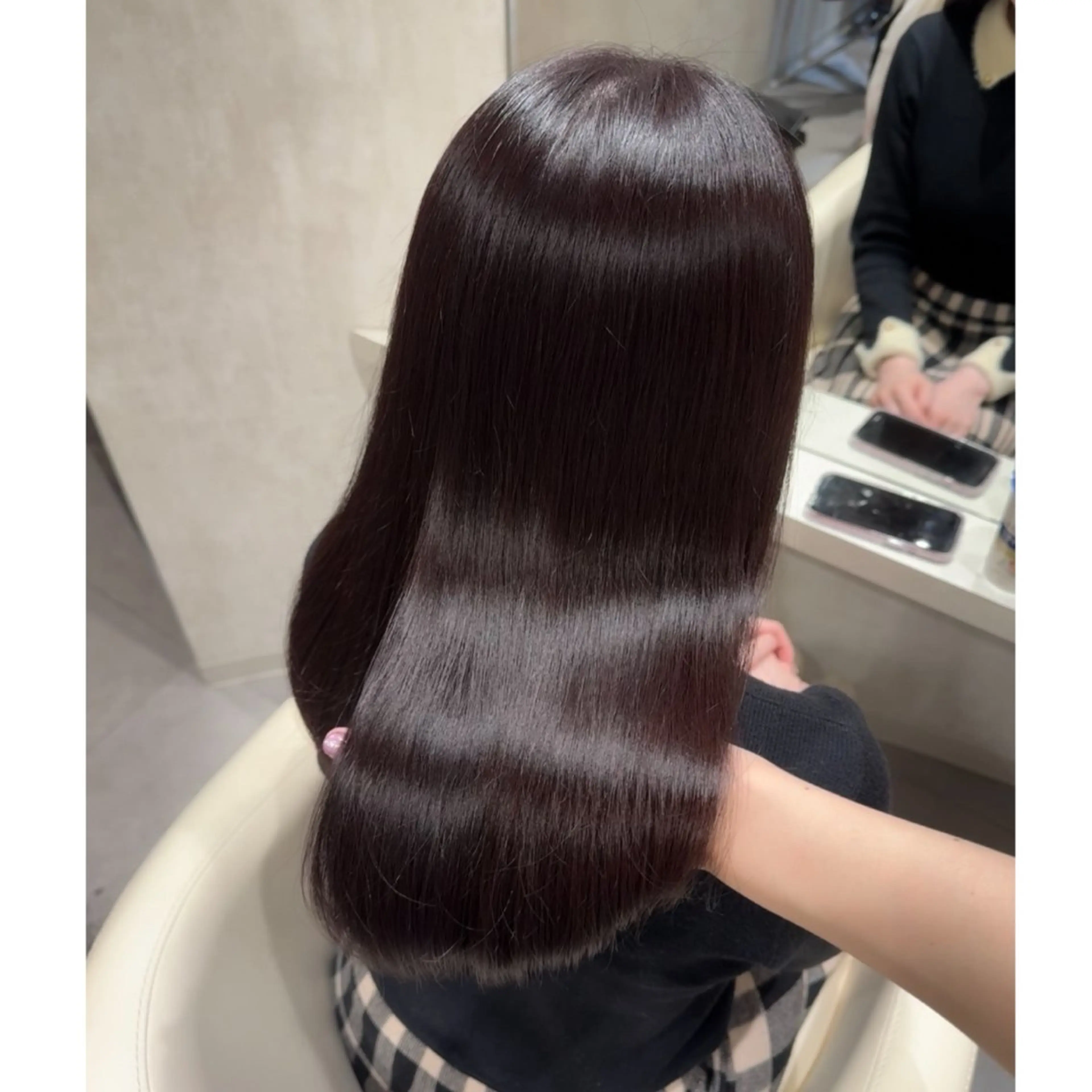 セミロング カラー ヘアカラー トリートメント LOTTA CUCCI所属・miyu /トレンド カラー×艶髪のヘアスタイル