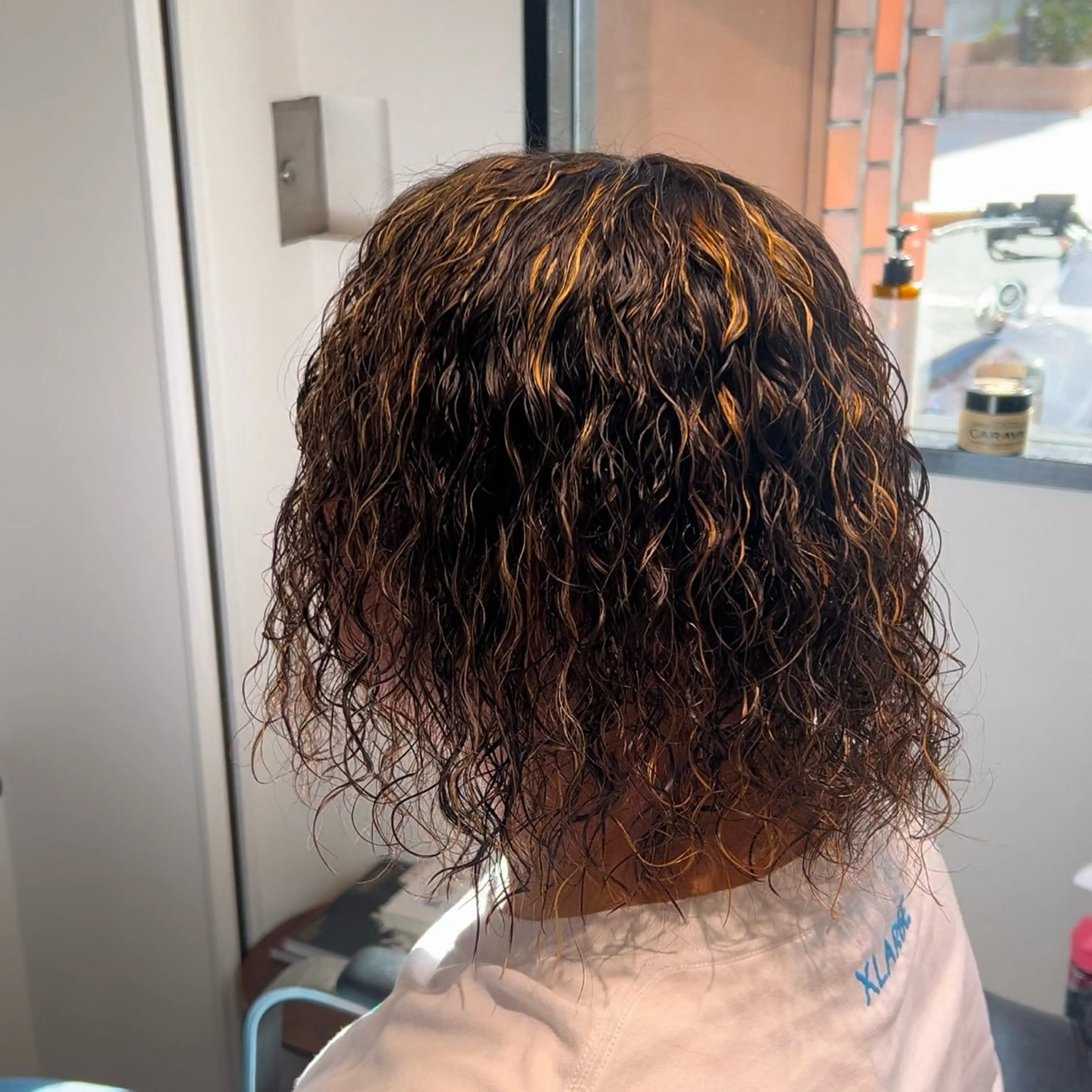 パーマ メンズ センターパート ダウンパーマ カルマパーマ メンズ韓国風 メンズパーマ メンズサロンGRIT 店長　深山一平のヘアスタイル