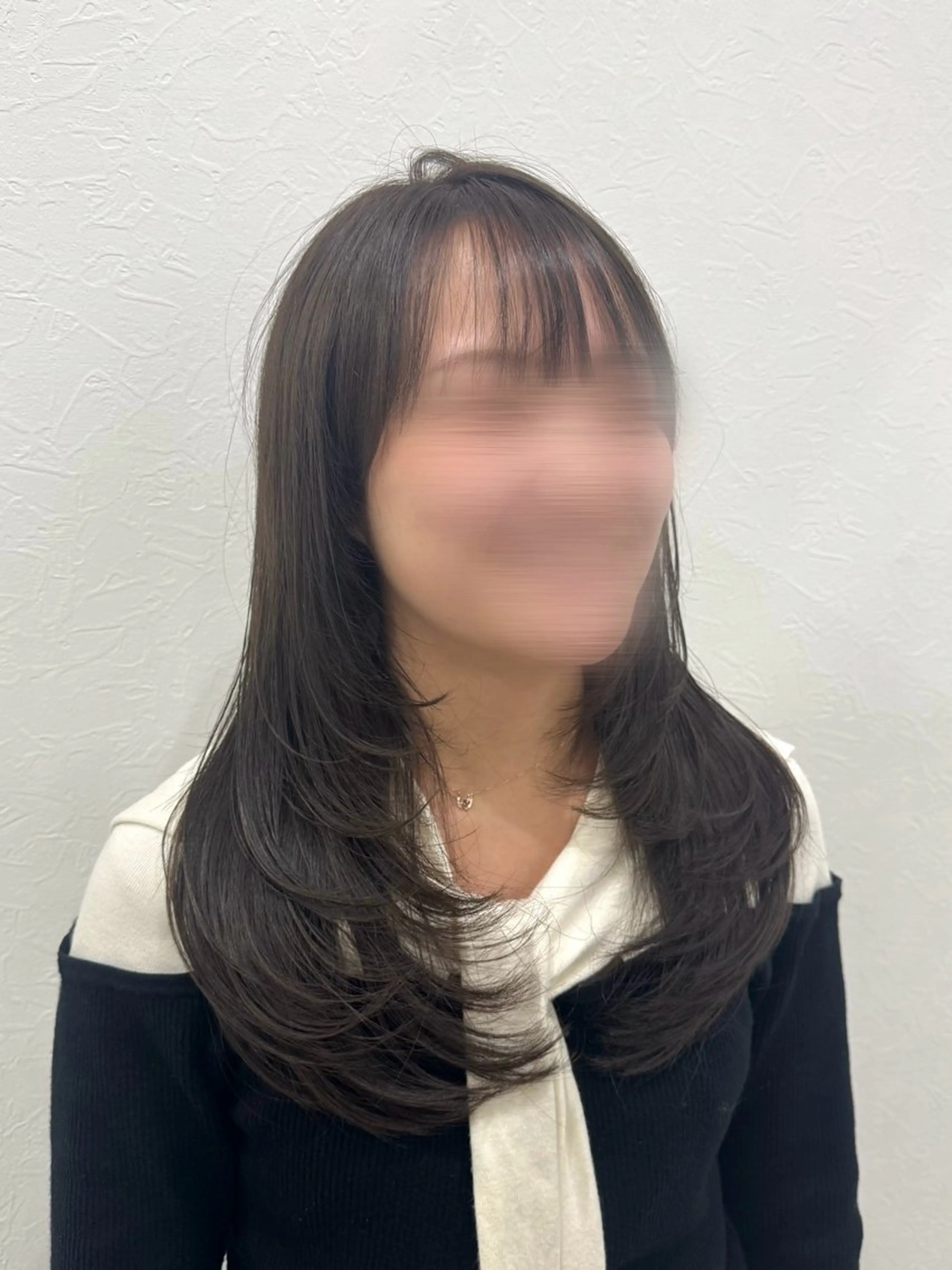 セミロング レイヤーカット カット ヘアカラー トリートメント 💎縮毛矯正/透明感 カラー💎椎葉みひろのヘアスタイル