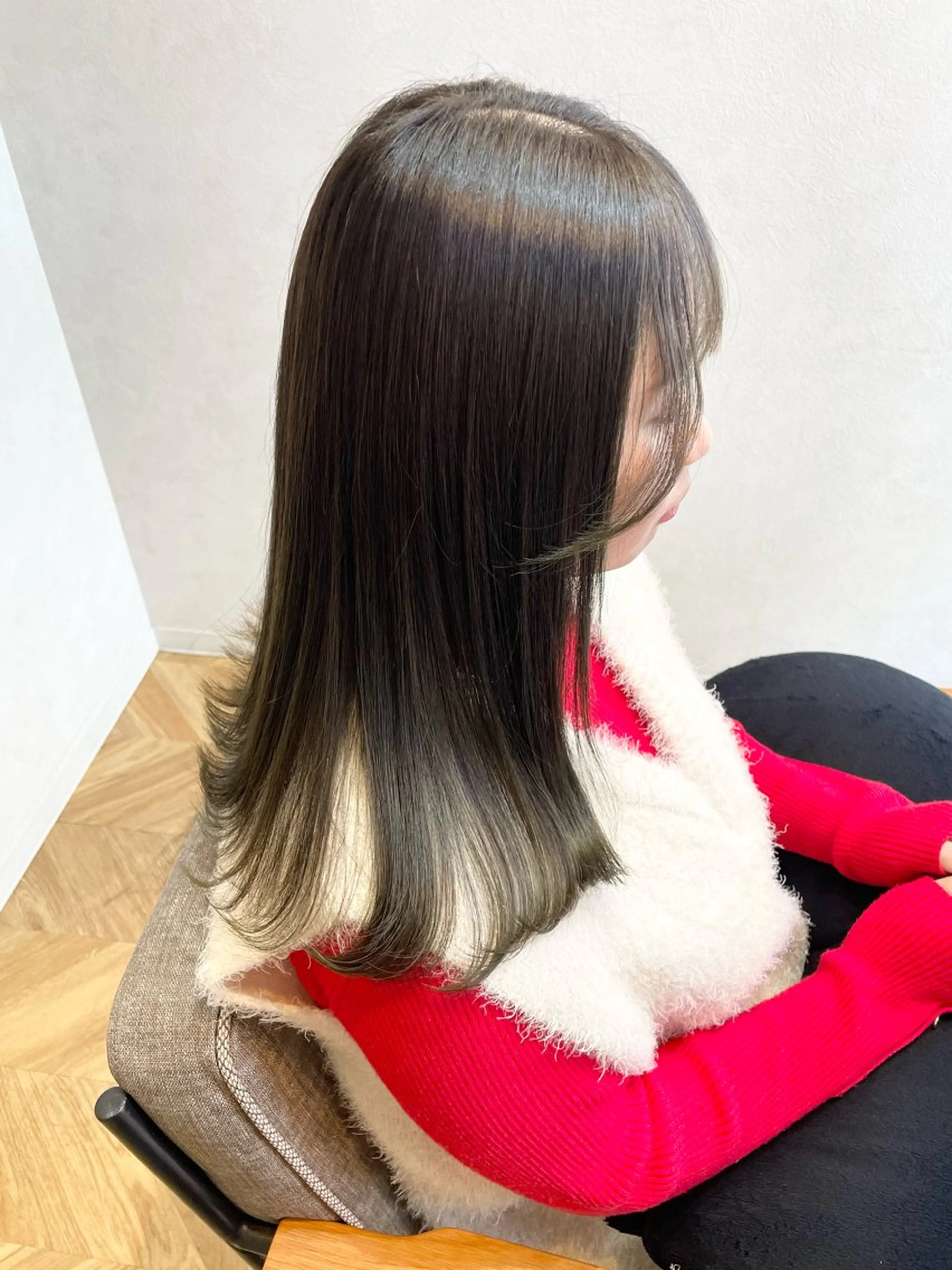🎄【12月限定🎀】✨カット+サラツヤ美髪ストレート＋超音波5stepトリートメント💇‍♀️💎の写真