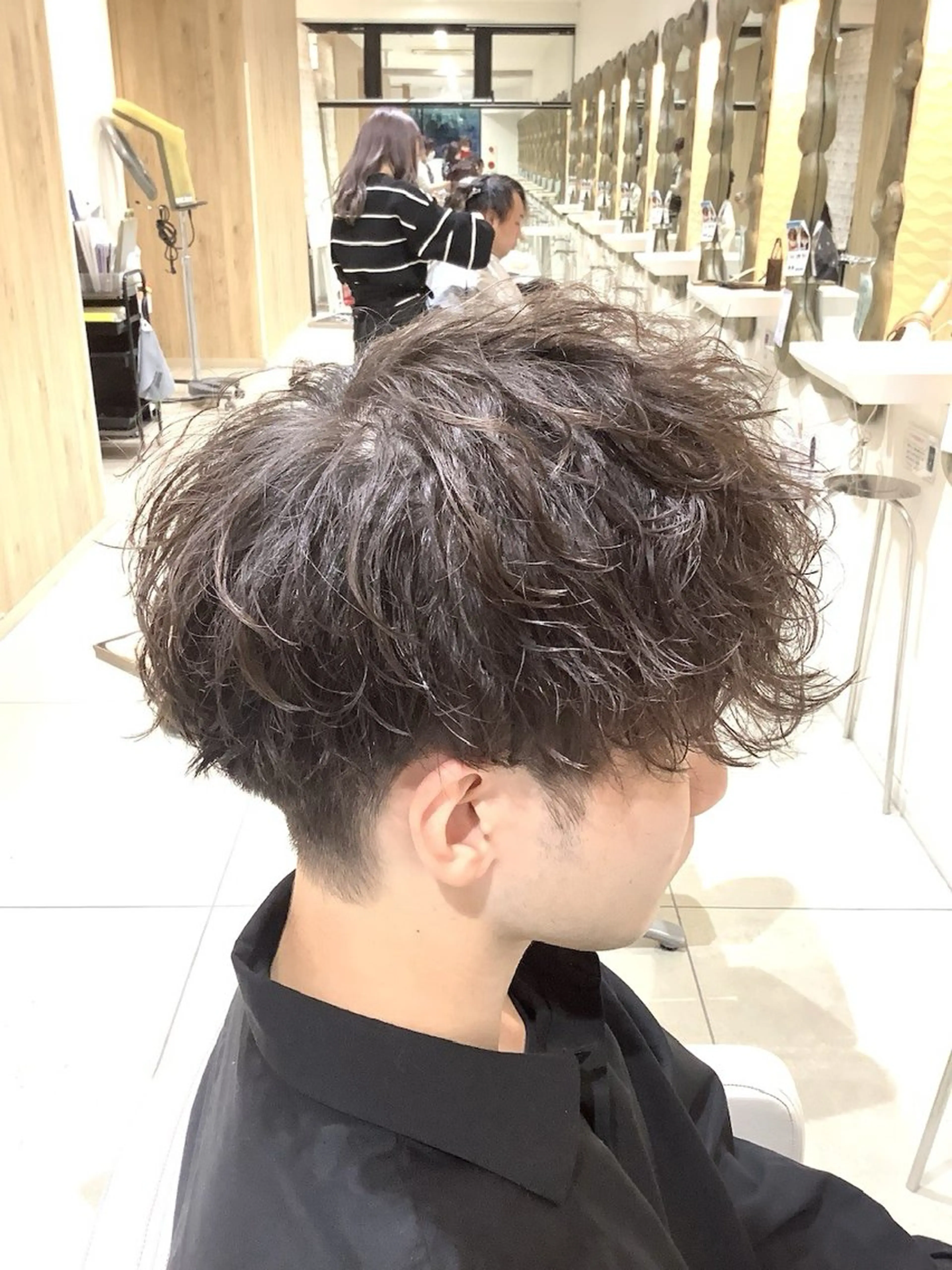 【お洒落メンズ必見❗️】カット+スパイラルパーマ《施術目安120分​〜​》の写真