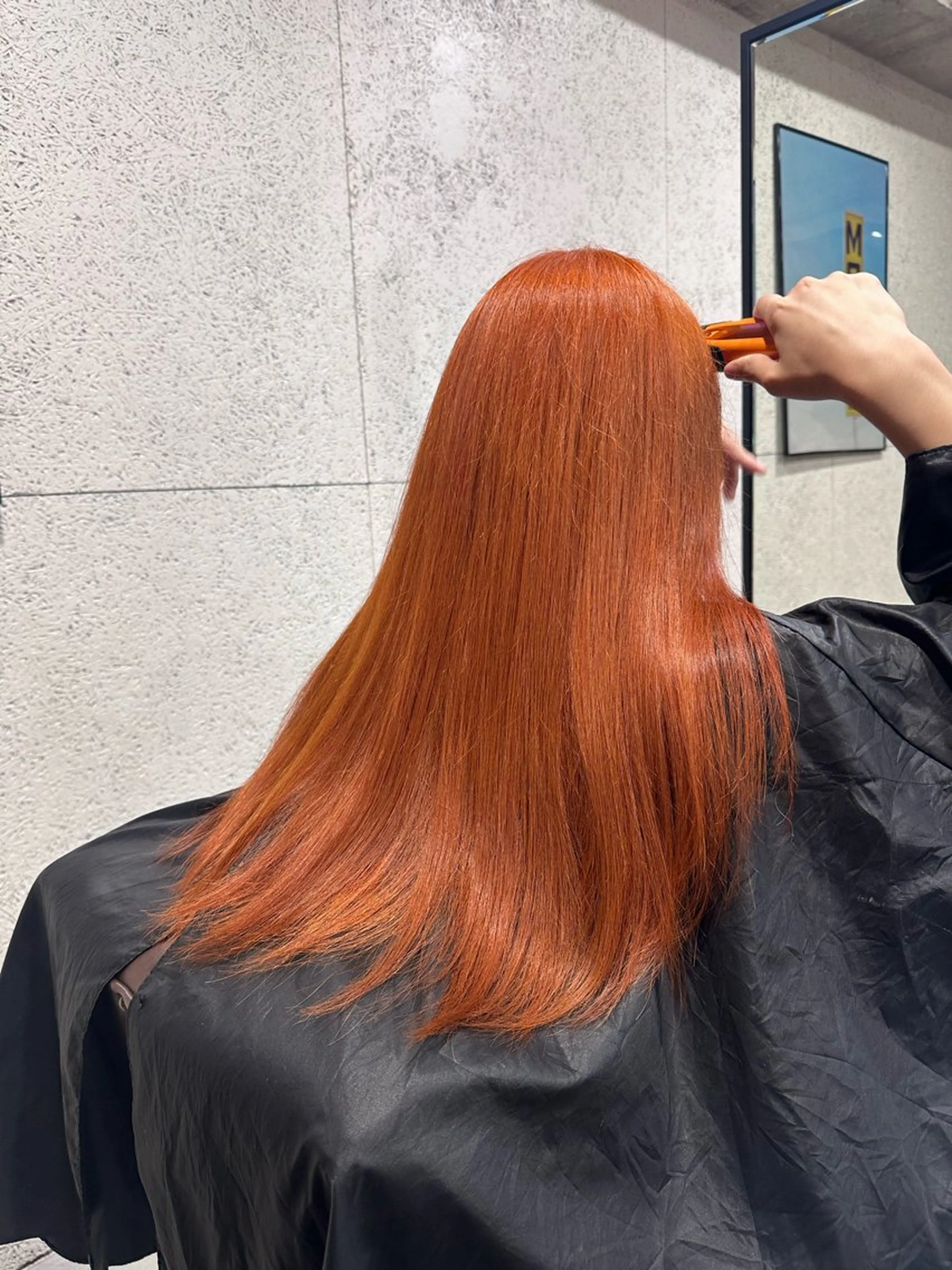 セミロング 顔まわりレイヤー 韓国風ヘア レイヤーカット ローレイヤー 縮毛矯正 Masena所属・【必ず似合わせます】 川口航平のヘアスタイル