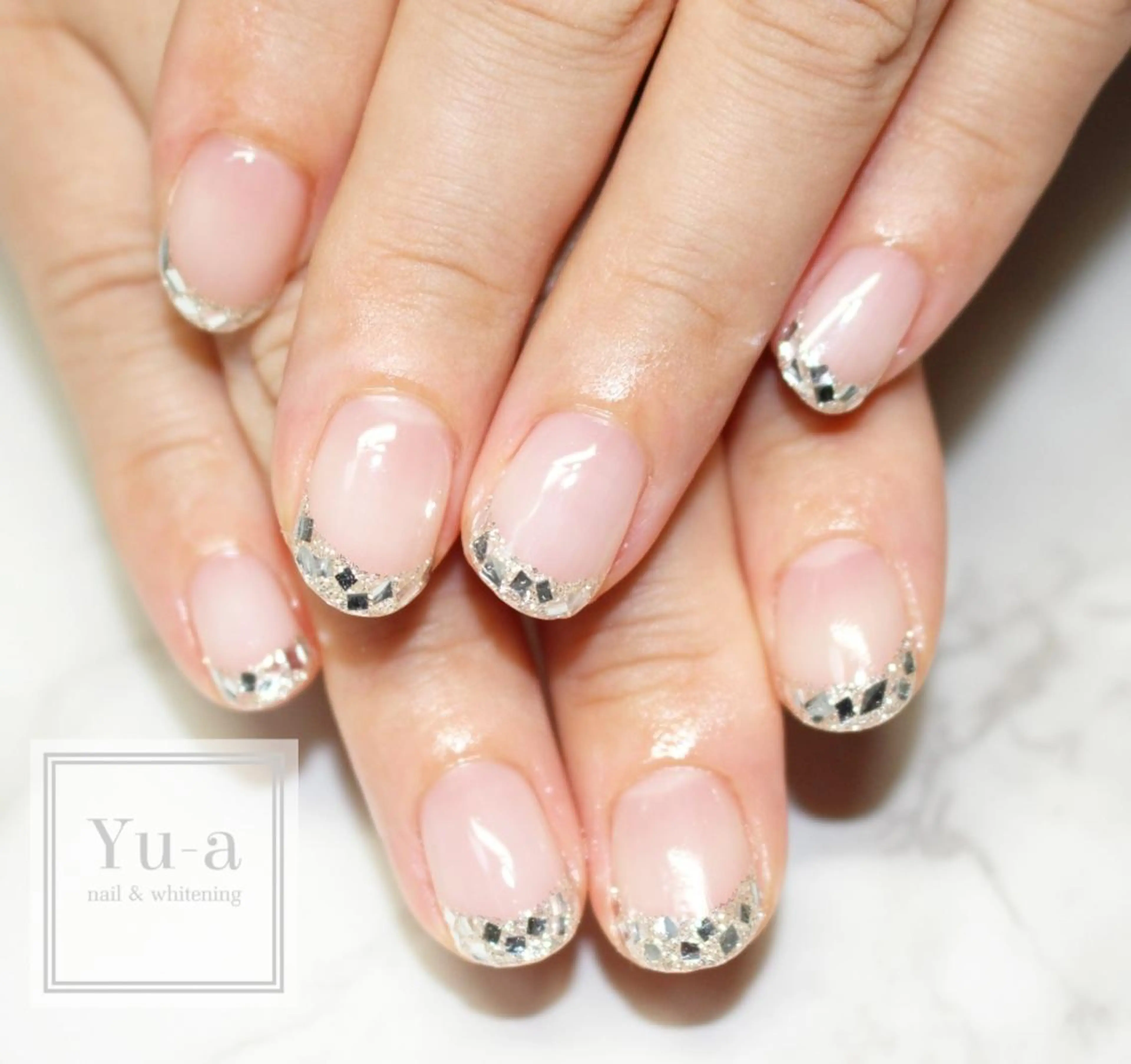 ネイル フレンチネイル ガラスフレンチ シンプルネイル ホワイト 冬ネイル yu-a☆  ネイル ＆ホワイトニングのネイルデザイン