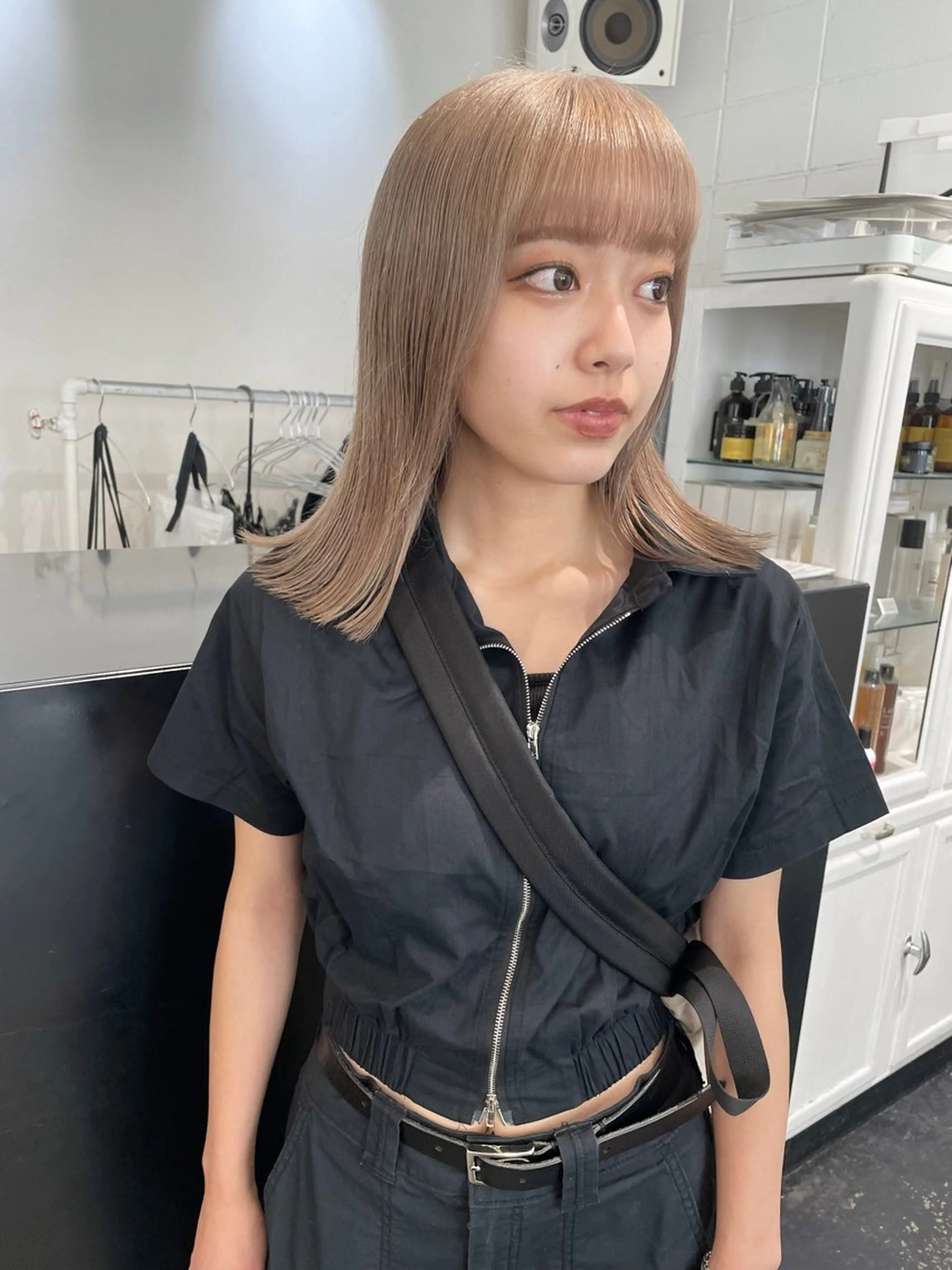 セミロング カラー ヘアアレンジ ブリーチ ブロンド カット ヘアカラー トリートメント 艶ハイトーン/ヘア アレンジAYAKAのヘアスタイル