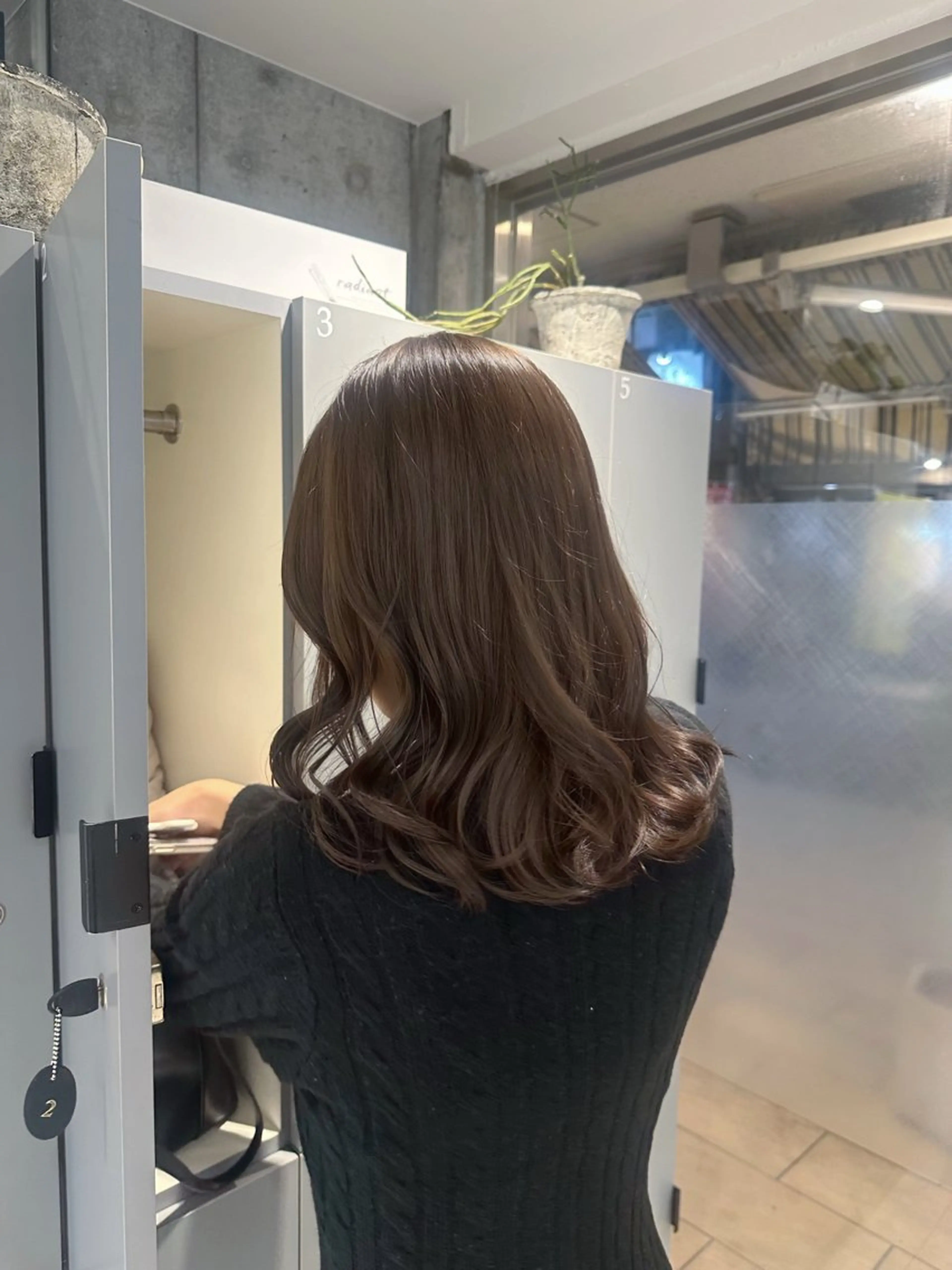 ミディアム ヘアカラー 🎀LUNA🎀 レイヤーカット✨のヘアスタイル